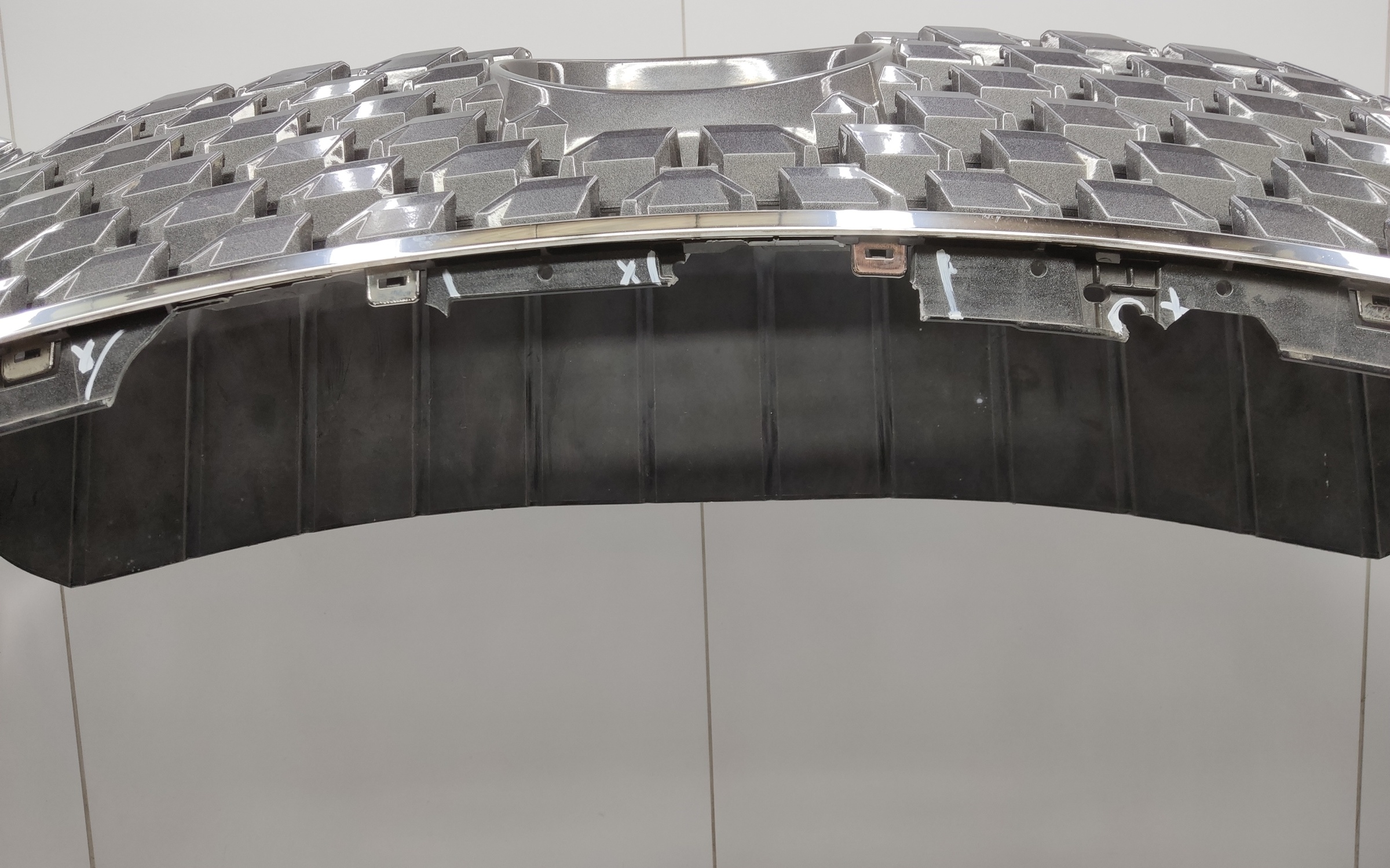 Бампер передний Lexus RX 4 Restail