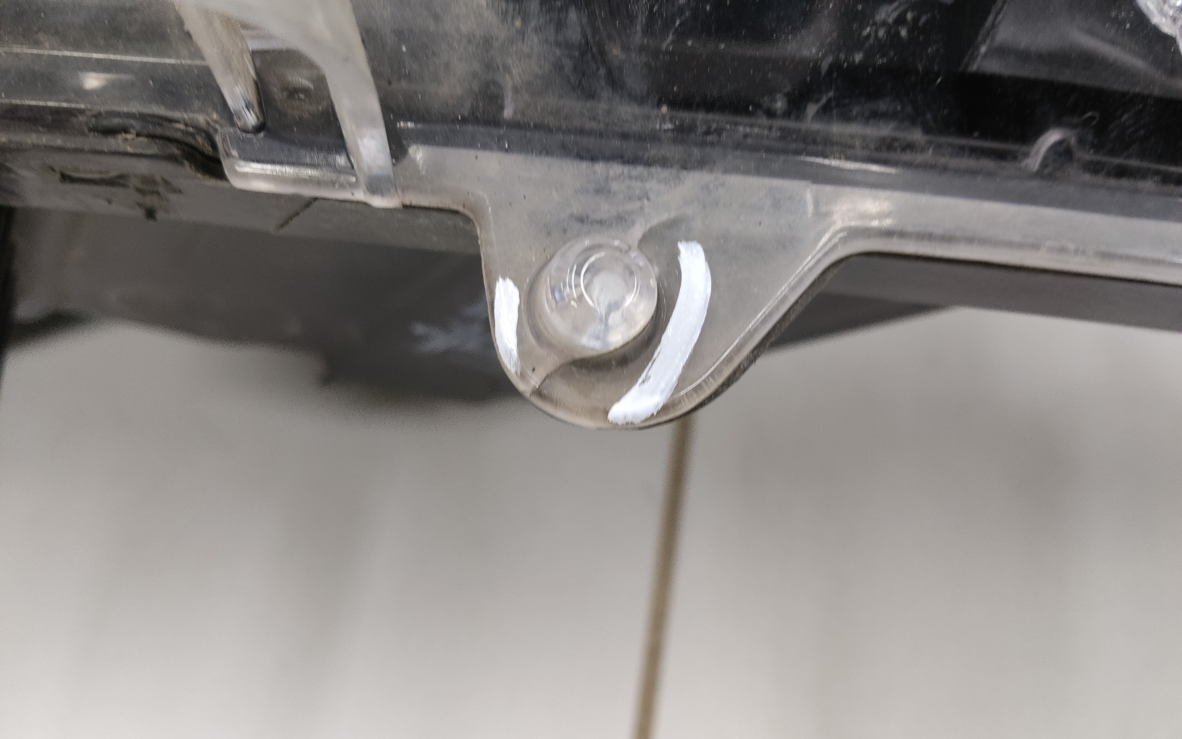 Фара передняя правая Evolute i-Pro галоген линза ДХО