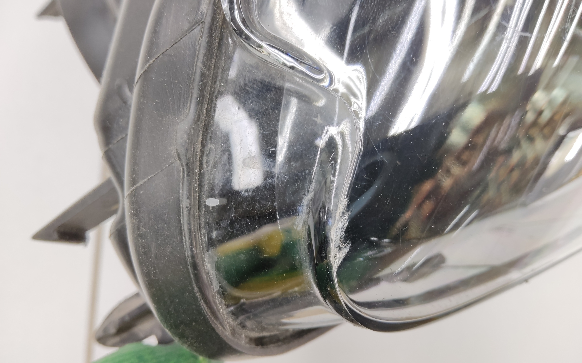 Фара передняя правая Lada Largus 1 Restail