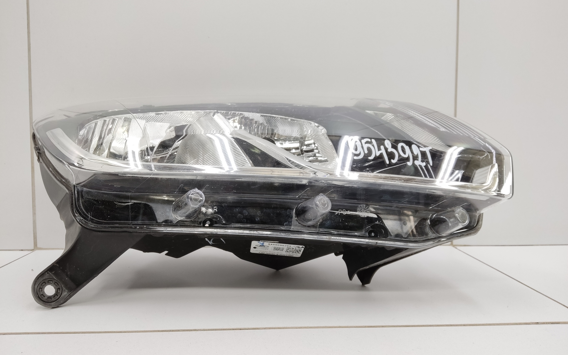 Фара передняя правая Lada Largus 1 Restail