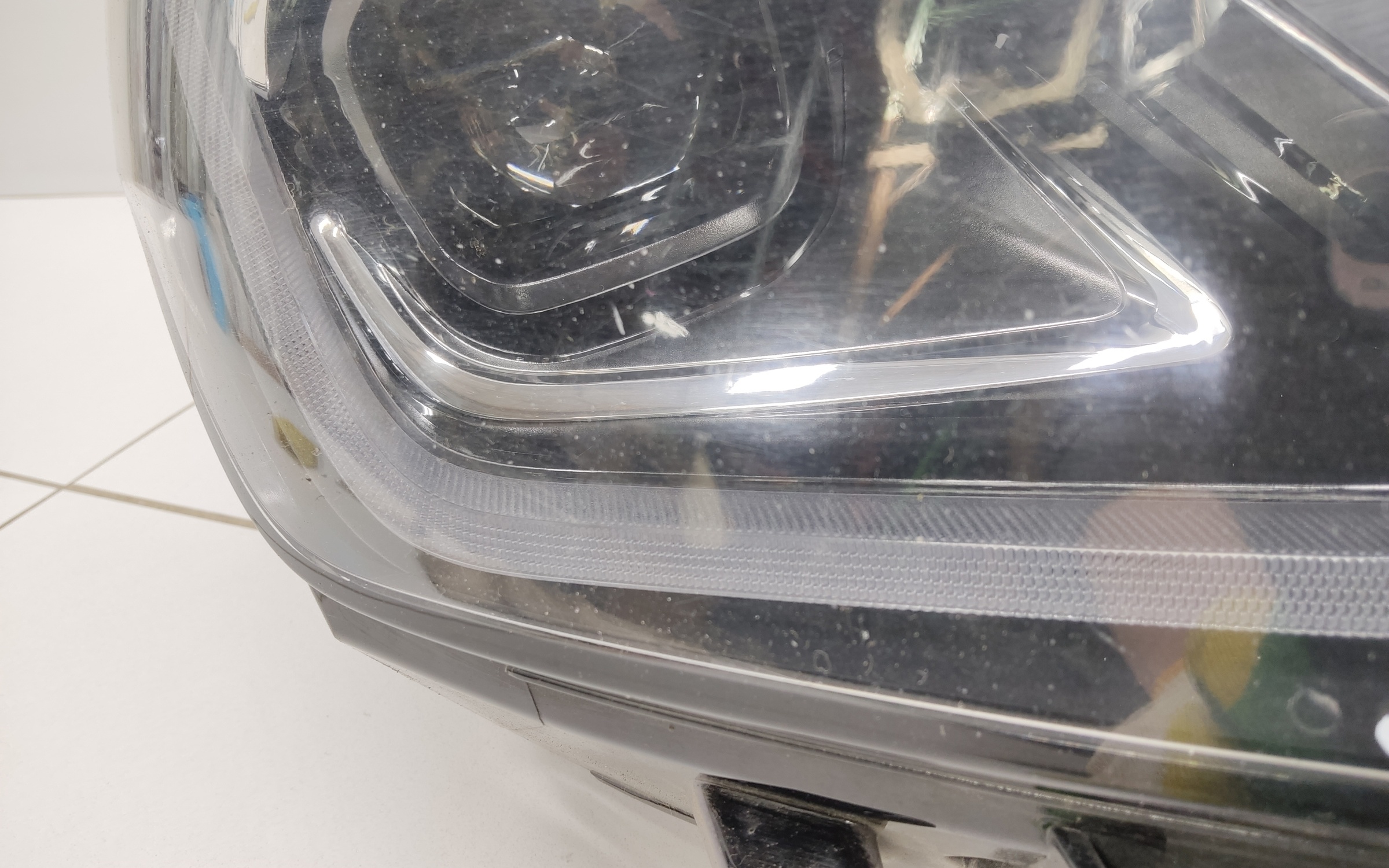 Фара передняя правая Geely Coolray LED " O.E.M. "