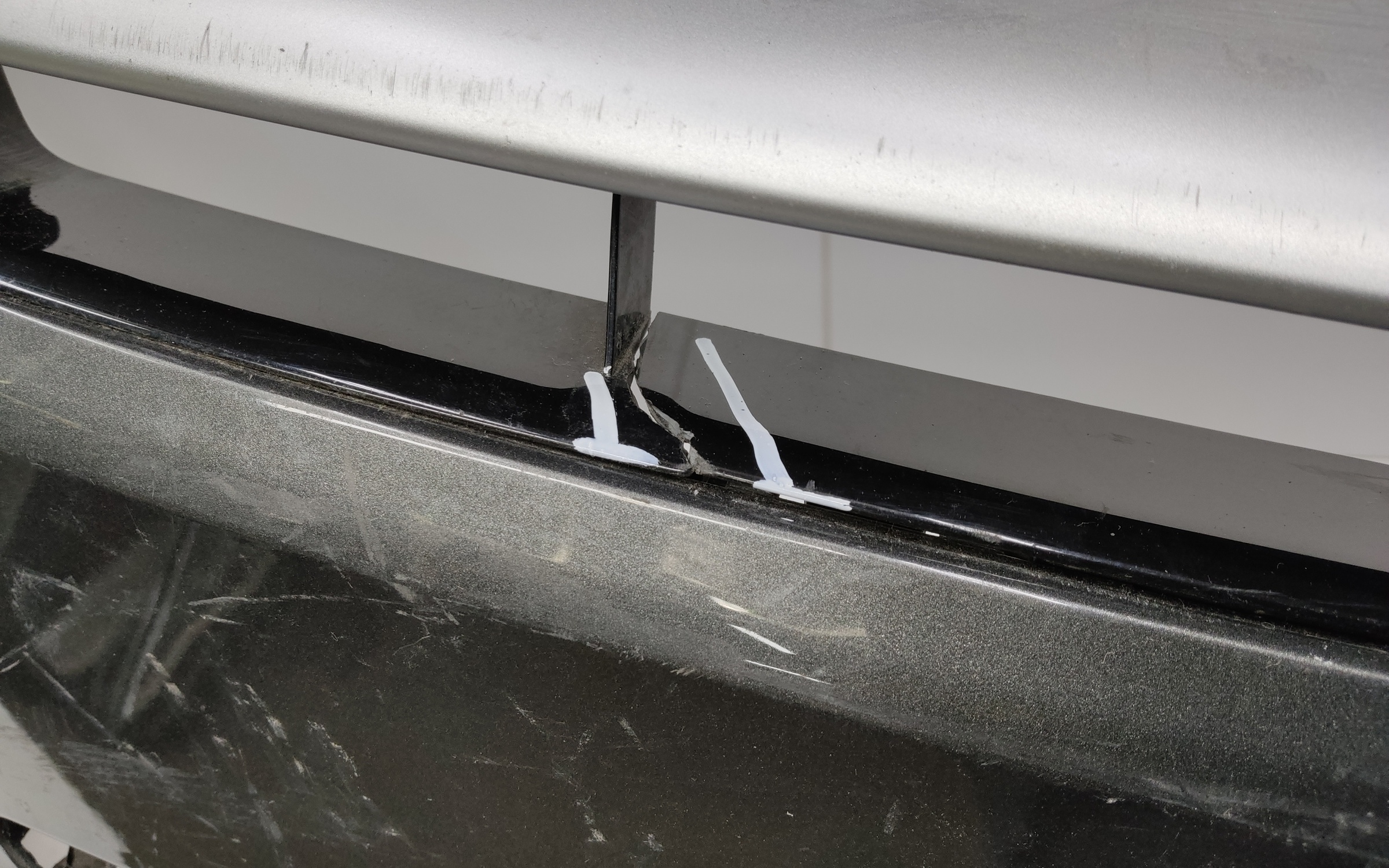 Бампер передний Geely Coolray без парктроников