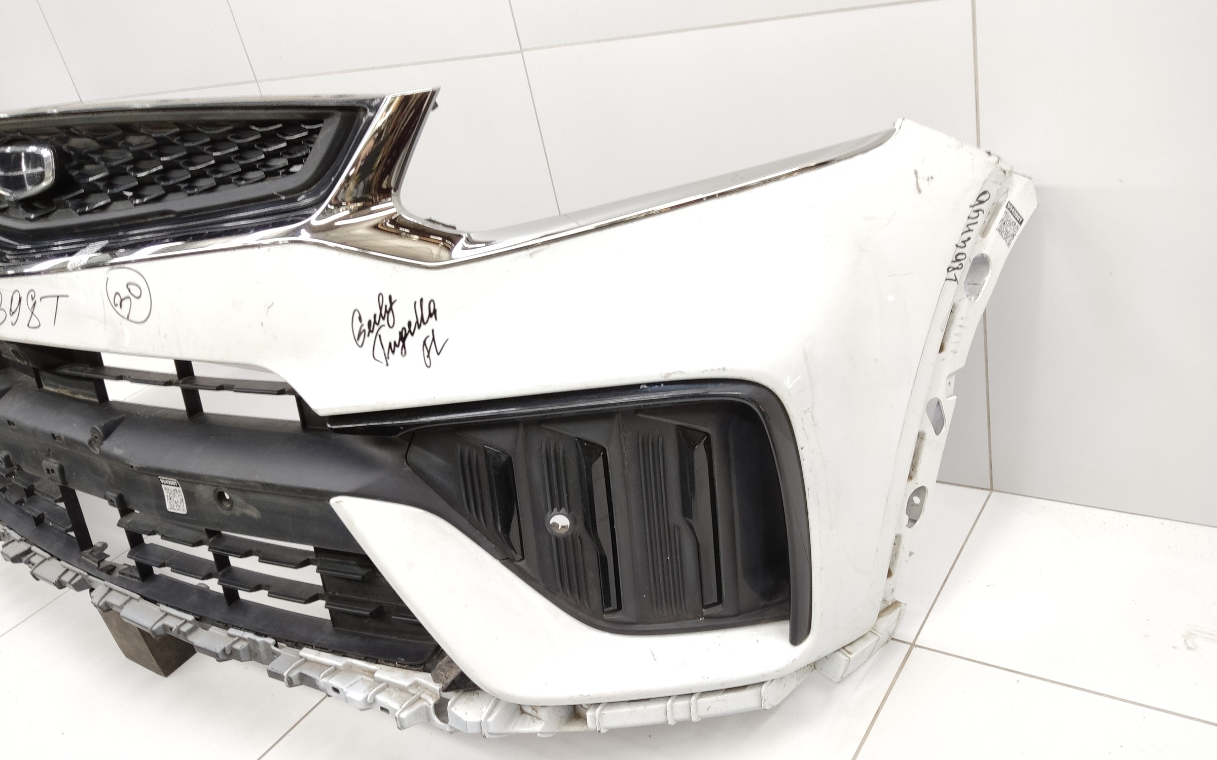 Бампер передний Geely Tugella 1 Restail