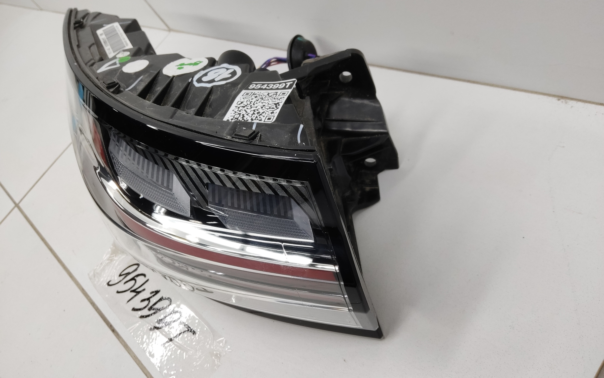 Фонарь задний левый наружный Geely Preface LED