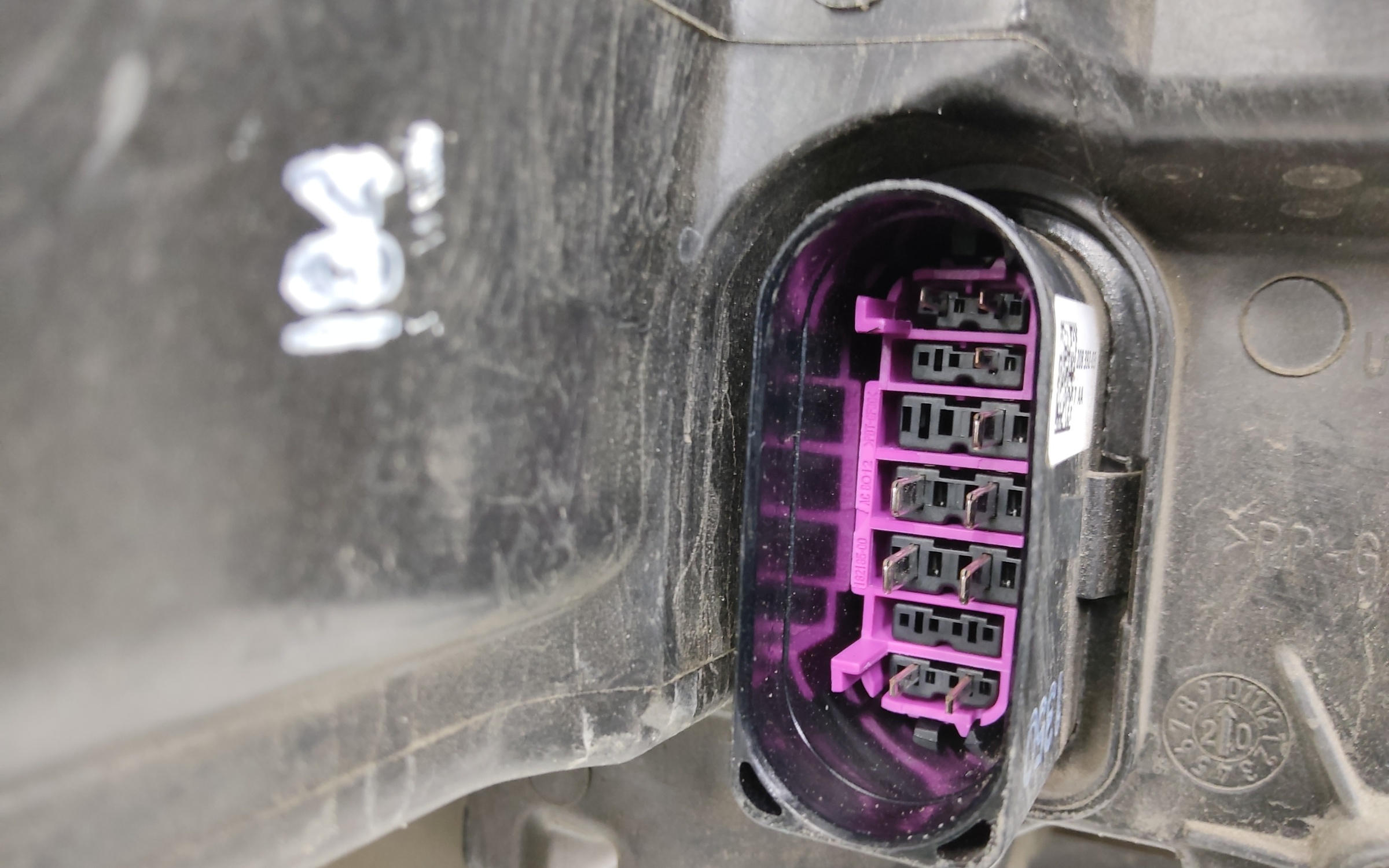 Фара передняя левая Skoda Kodiaq LED