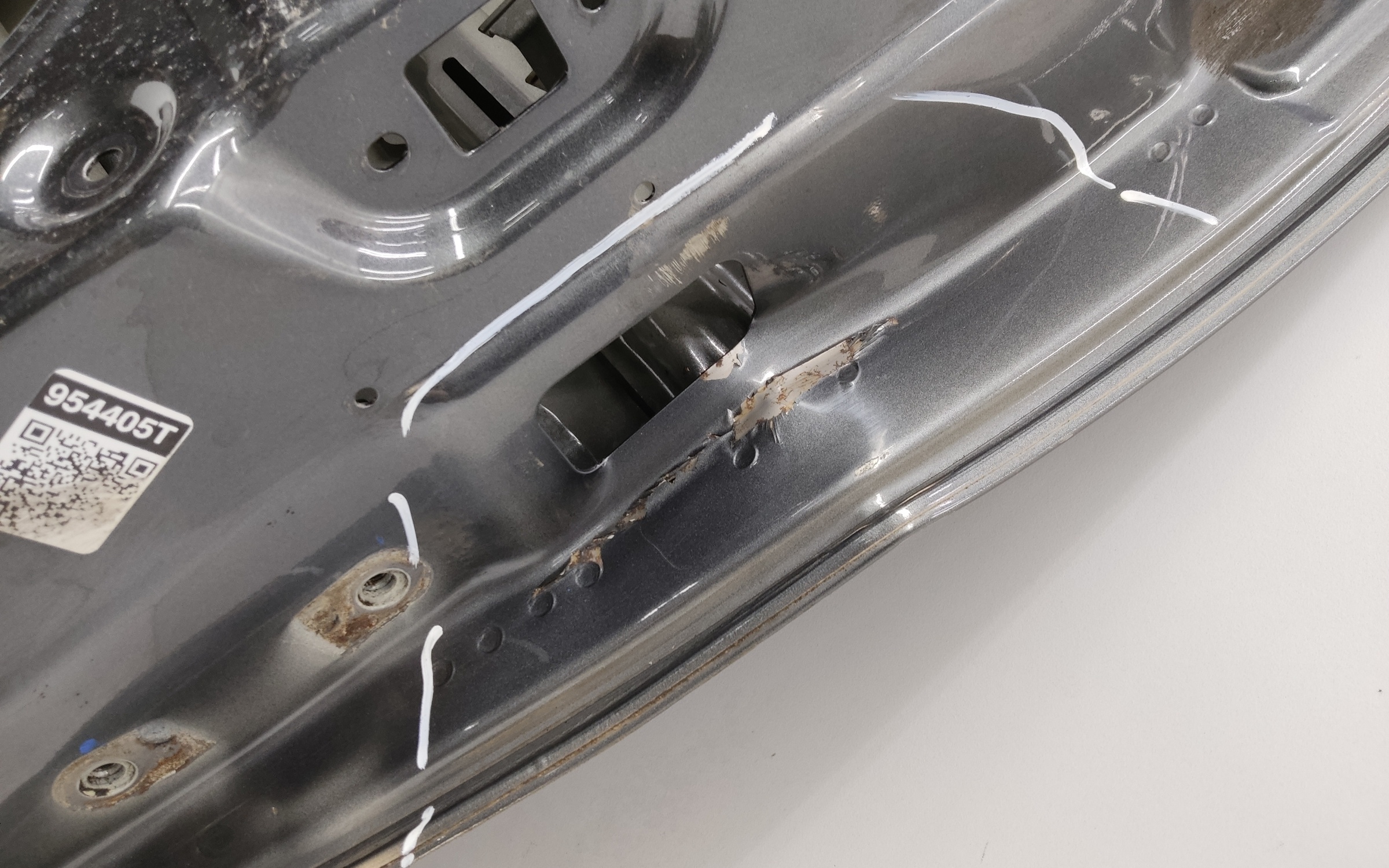 Дверь передняя левая Changan CS35Plus