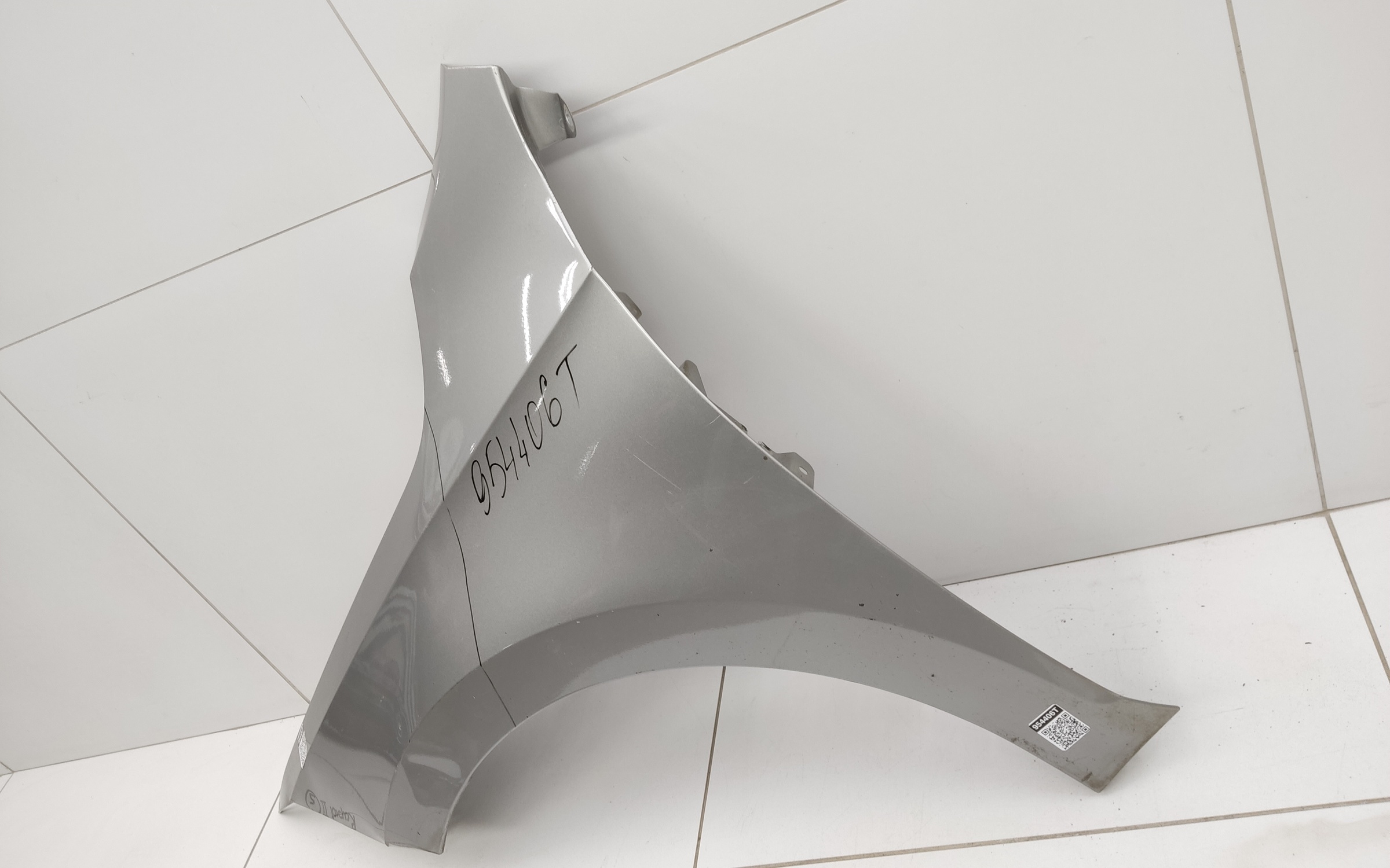 Крыло переднее левое Skoda Rapid 2 без повторителя