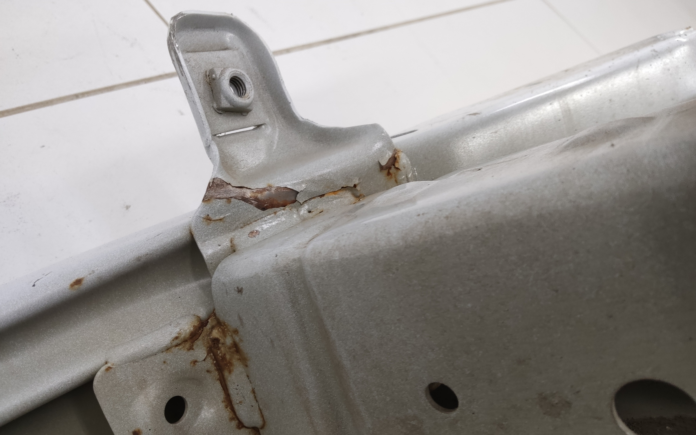 Усилитель переднего бампера Haval Jolion