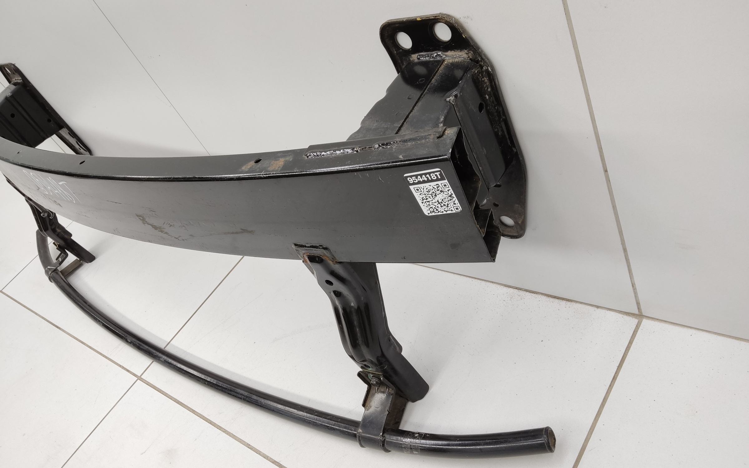 Усилитель переднего бампера Hyundai Solaris 2