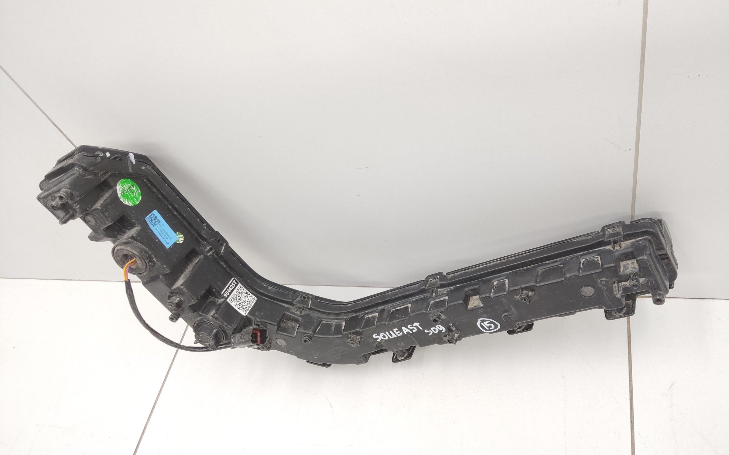 Фара ДХО передняя левая нижняя Soueast S09 LED