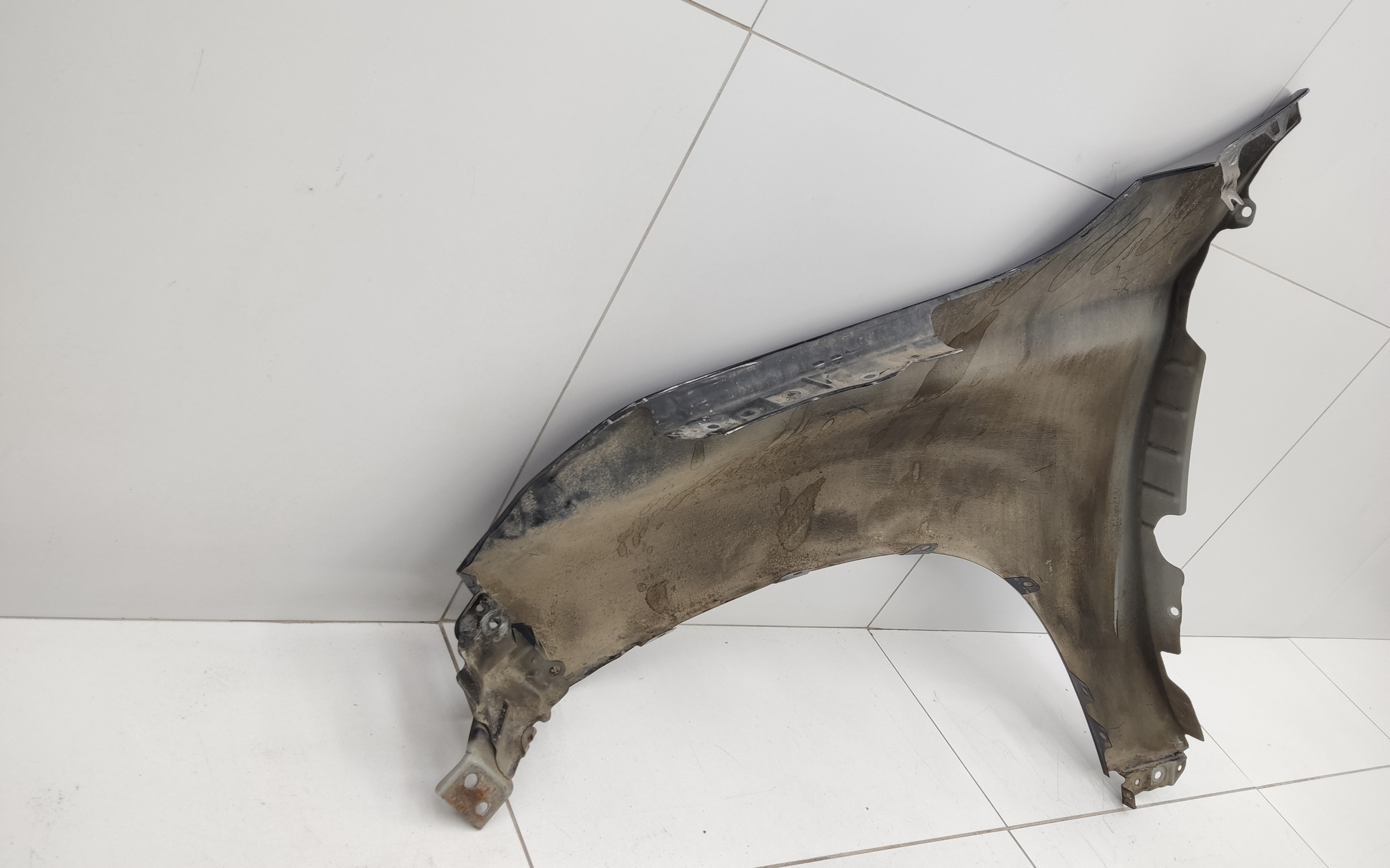 Крыло переднее правое Mitsubishi Pajero Sport 3 Restail без повотрителя