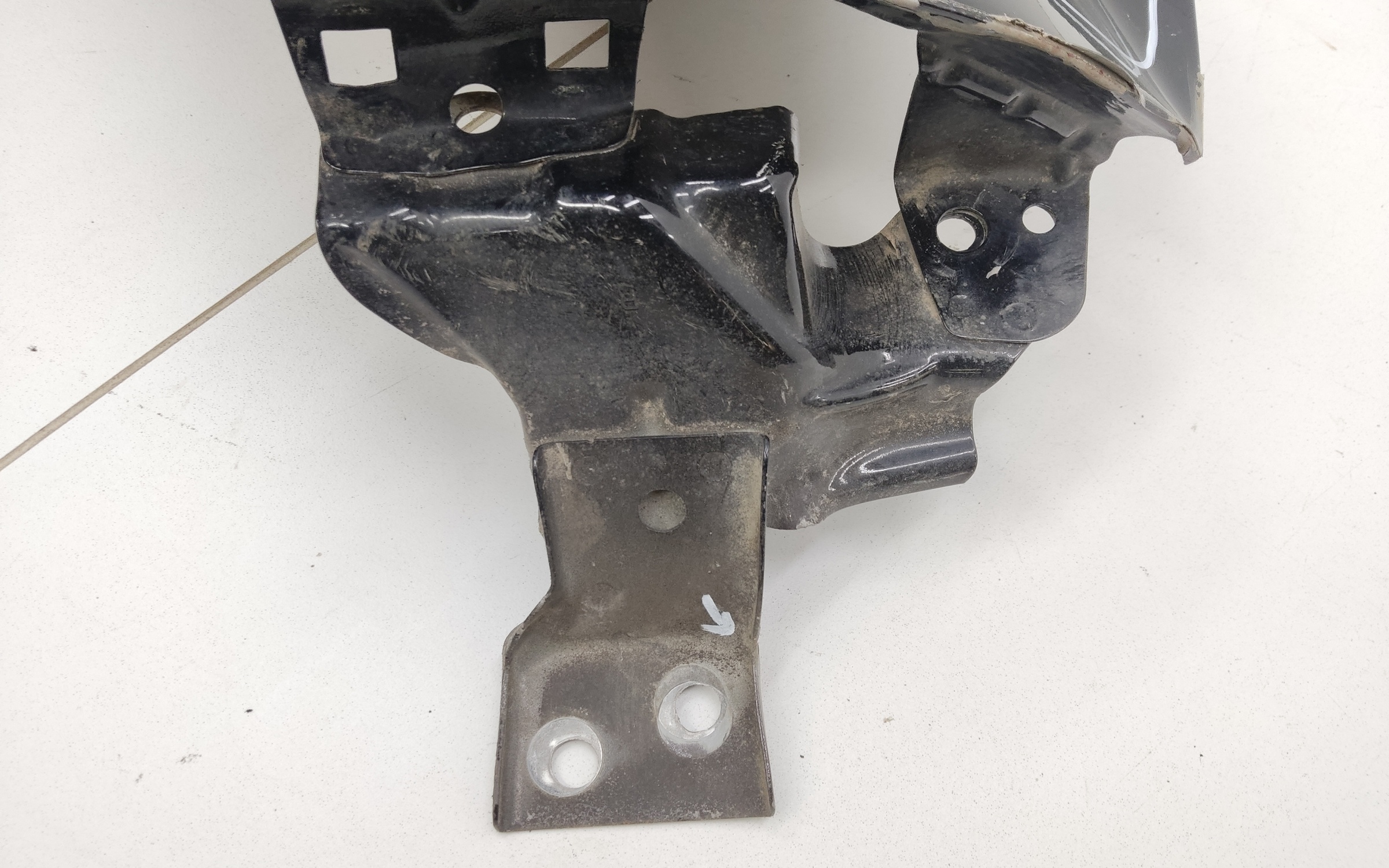 Крыло переднее правое Mitsubishi Pajero Sport 3 Restail без повотрителя