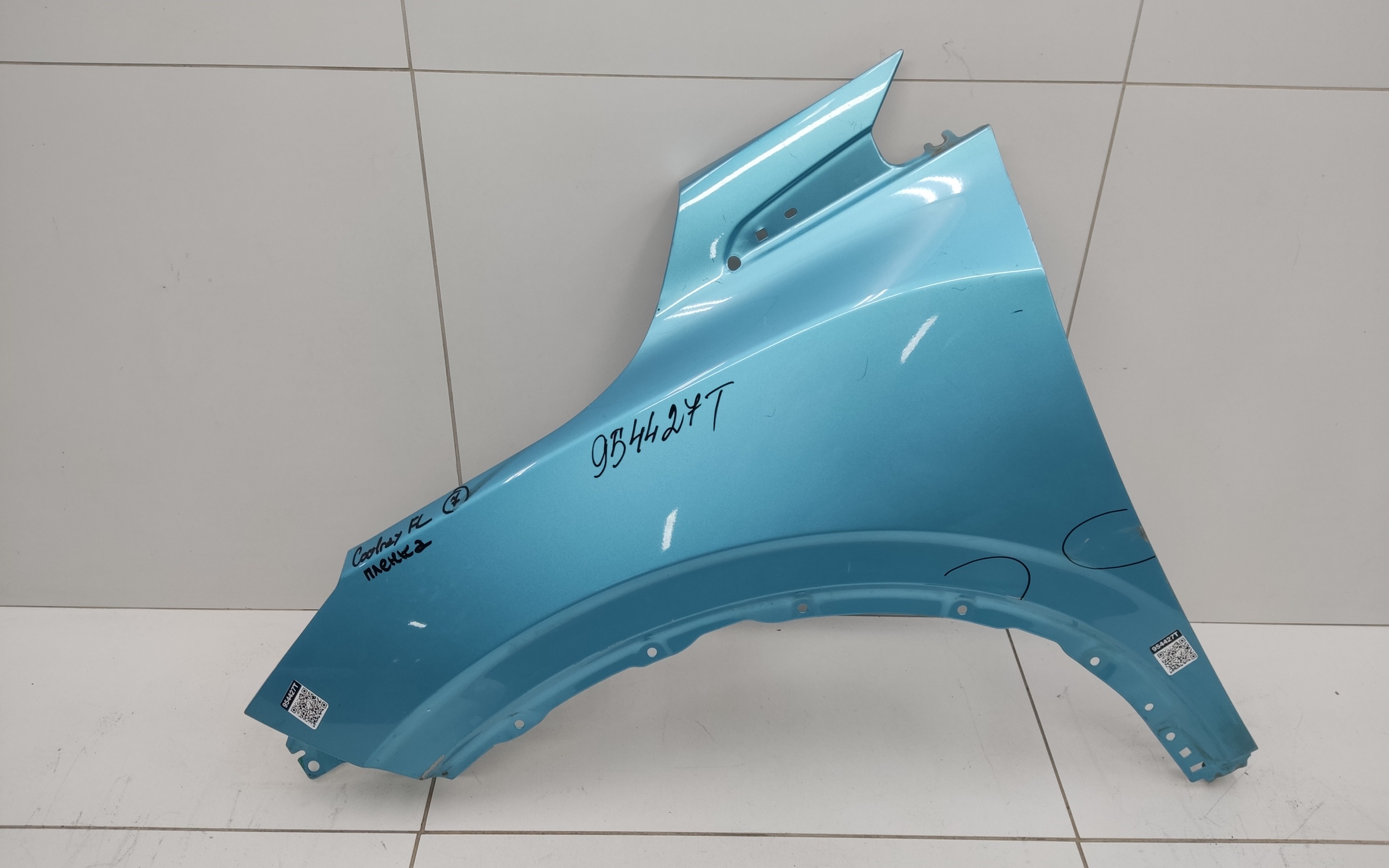 Крыло переднее левое Geely Coolray Restail