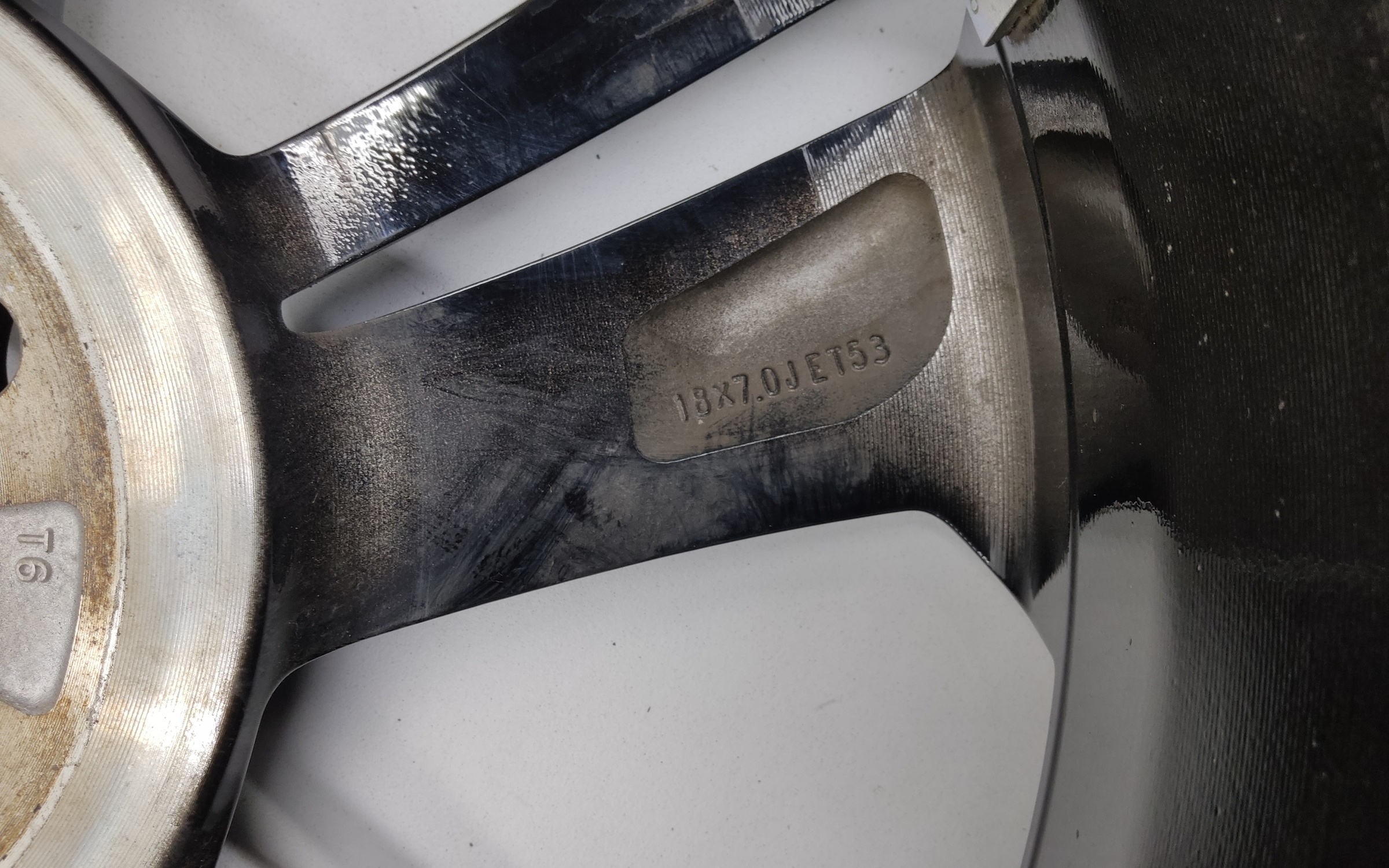 Диск колеса литой Geely Coolray Restail R18