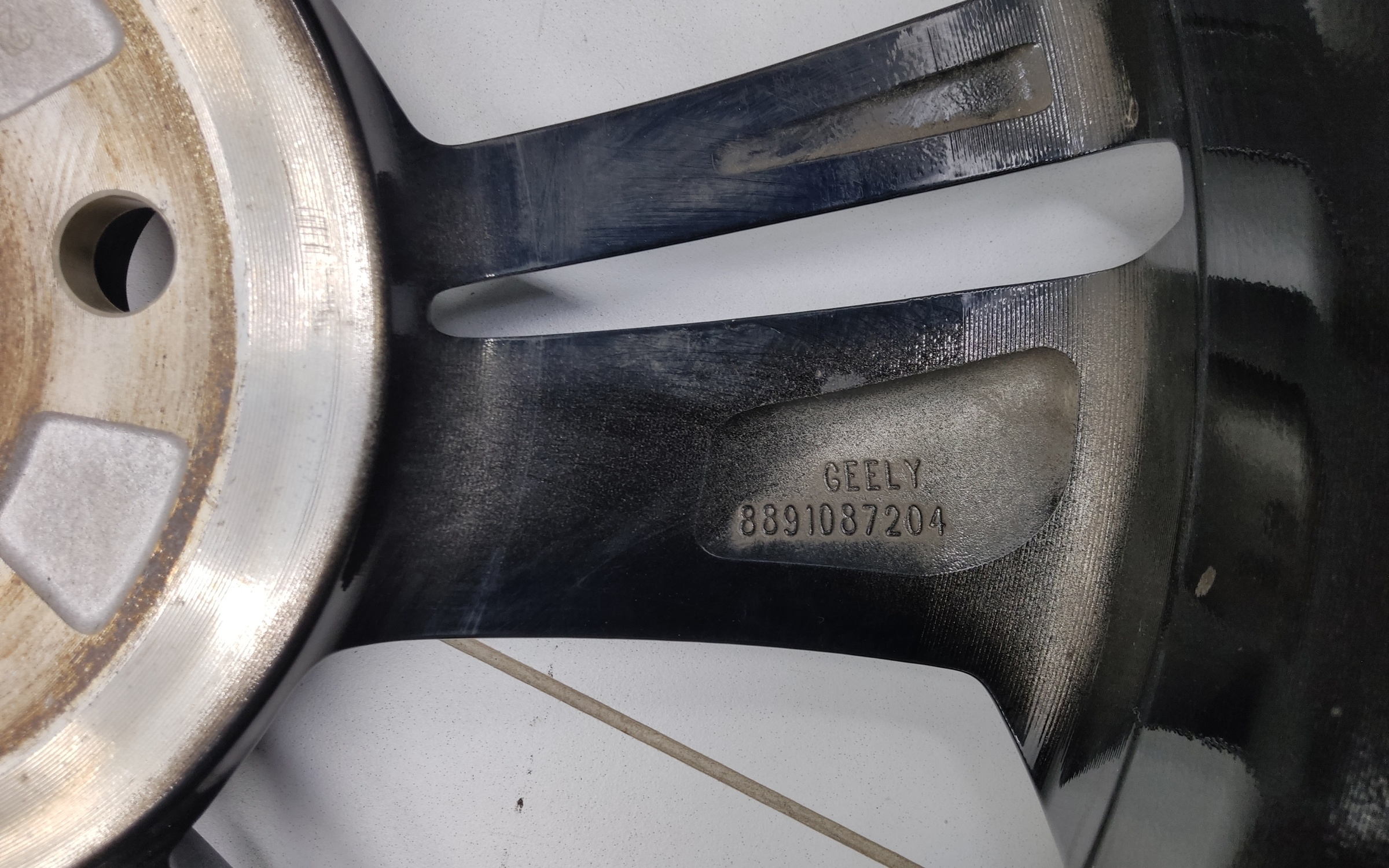 Диск колеса литой Geely Coolray Restail R18