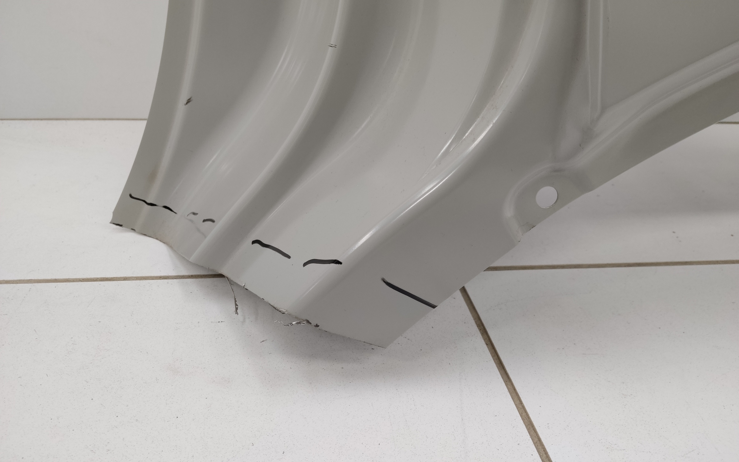 Крыло заднее левое Geely Coolray