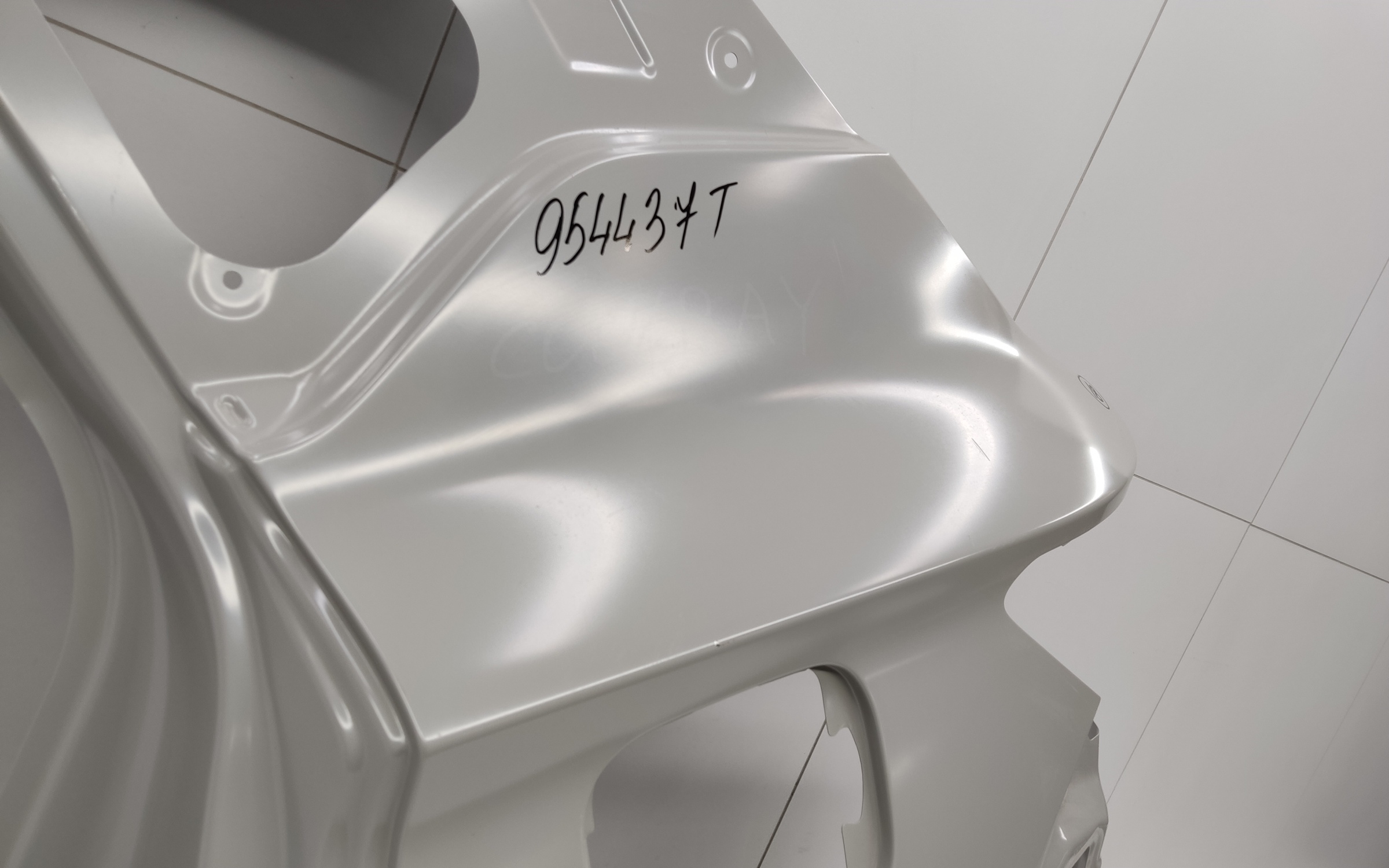 Крыло заднее левое Geely Coolray