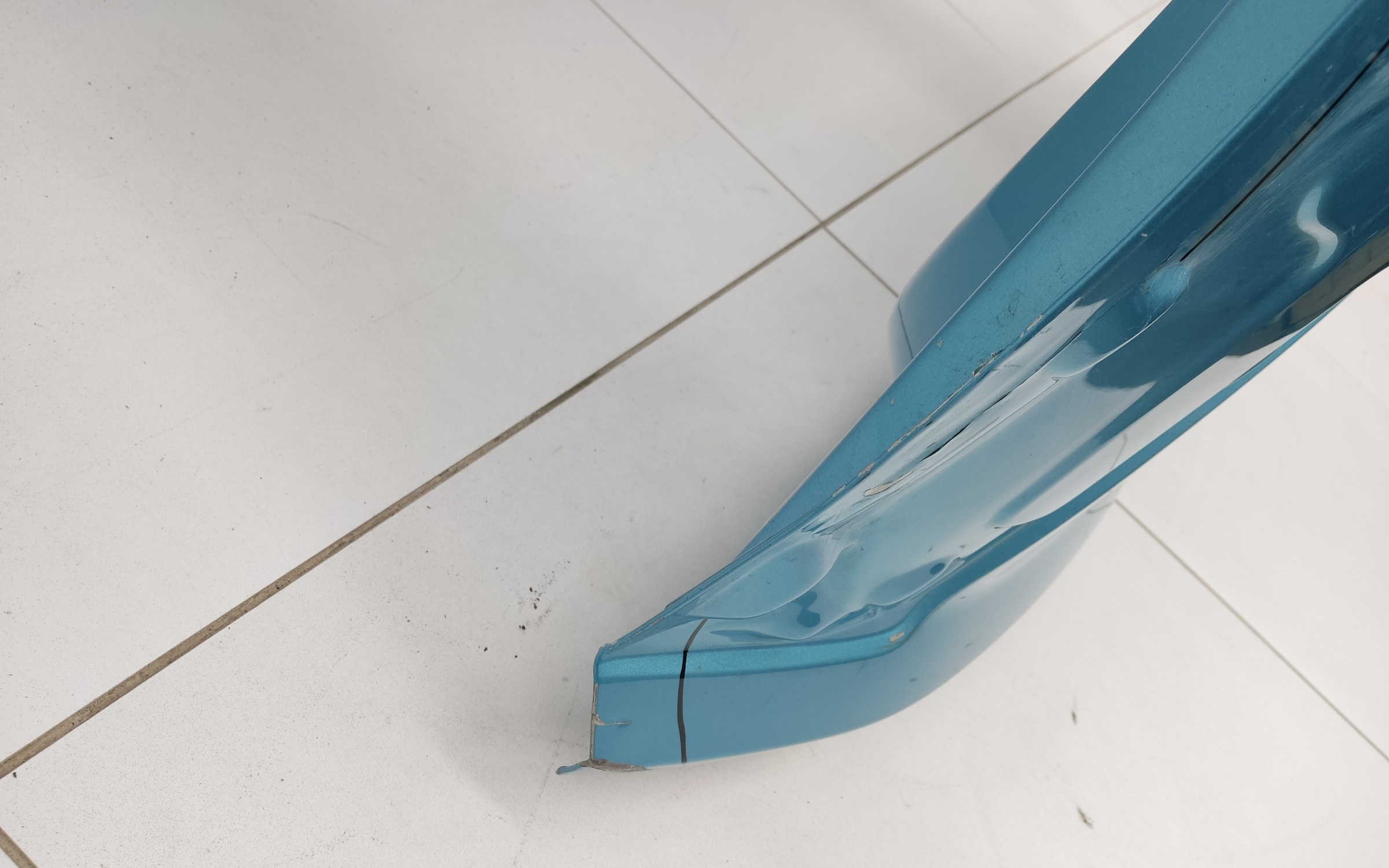 Крышка багажника Geely Coolray Restail