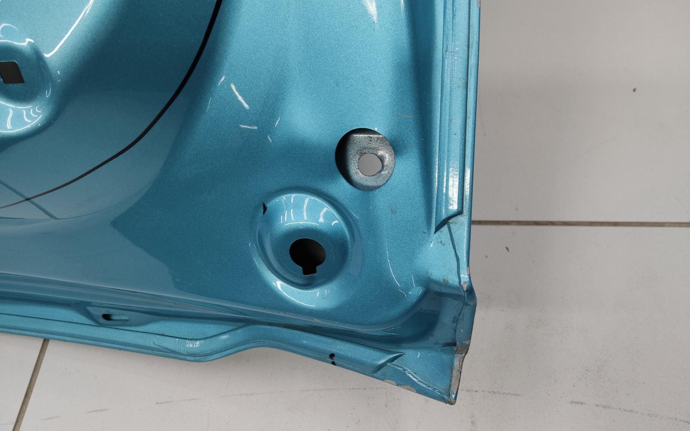 Крышка багажника Geely Coolray Restail