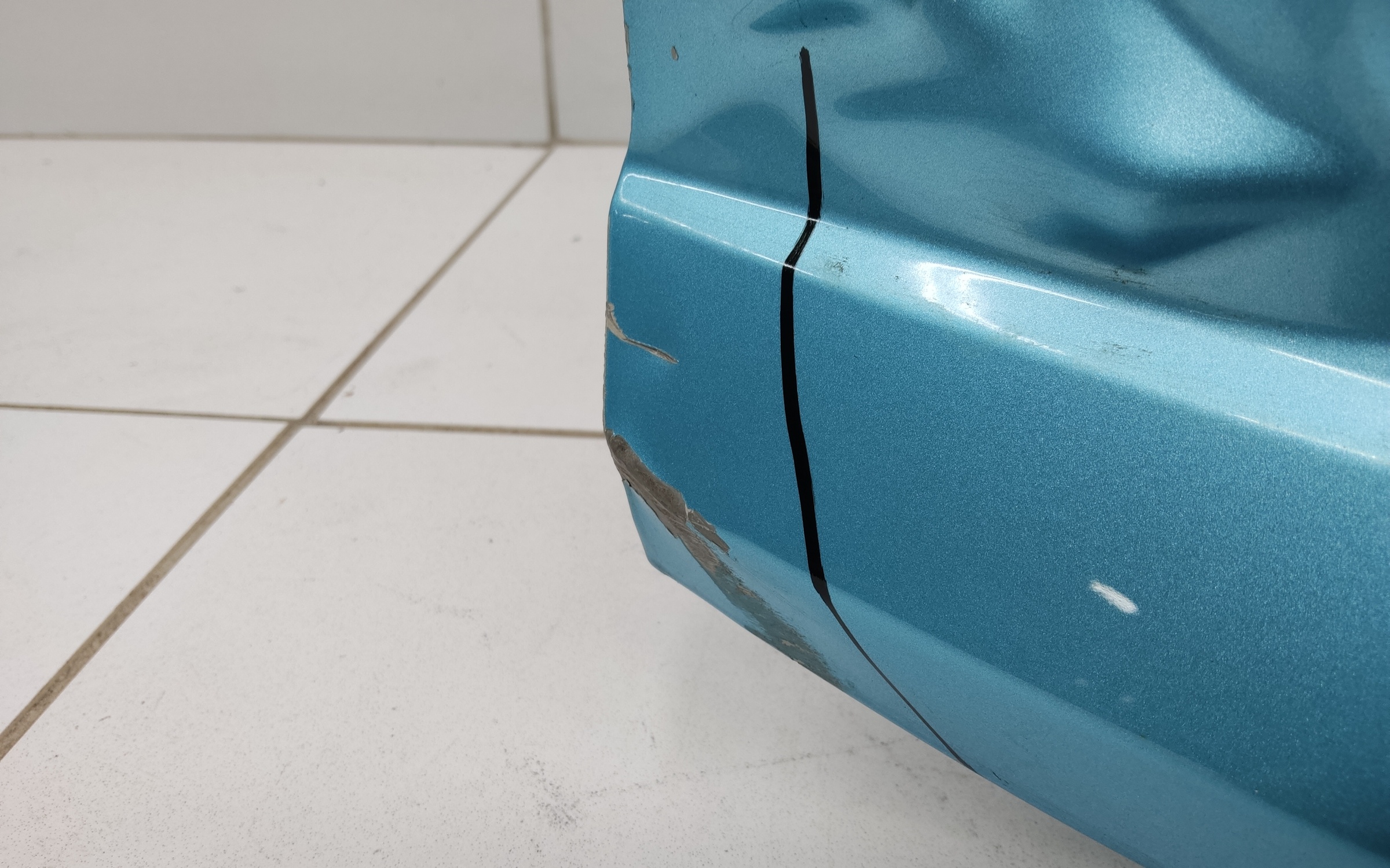 Крышка багажника Geely Coolray Restail