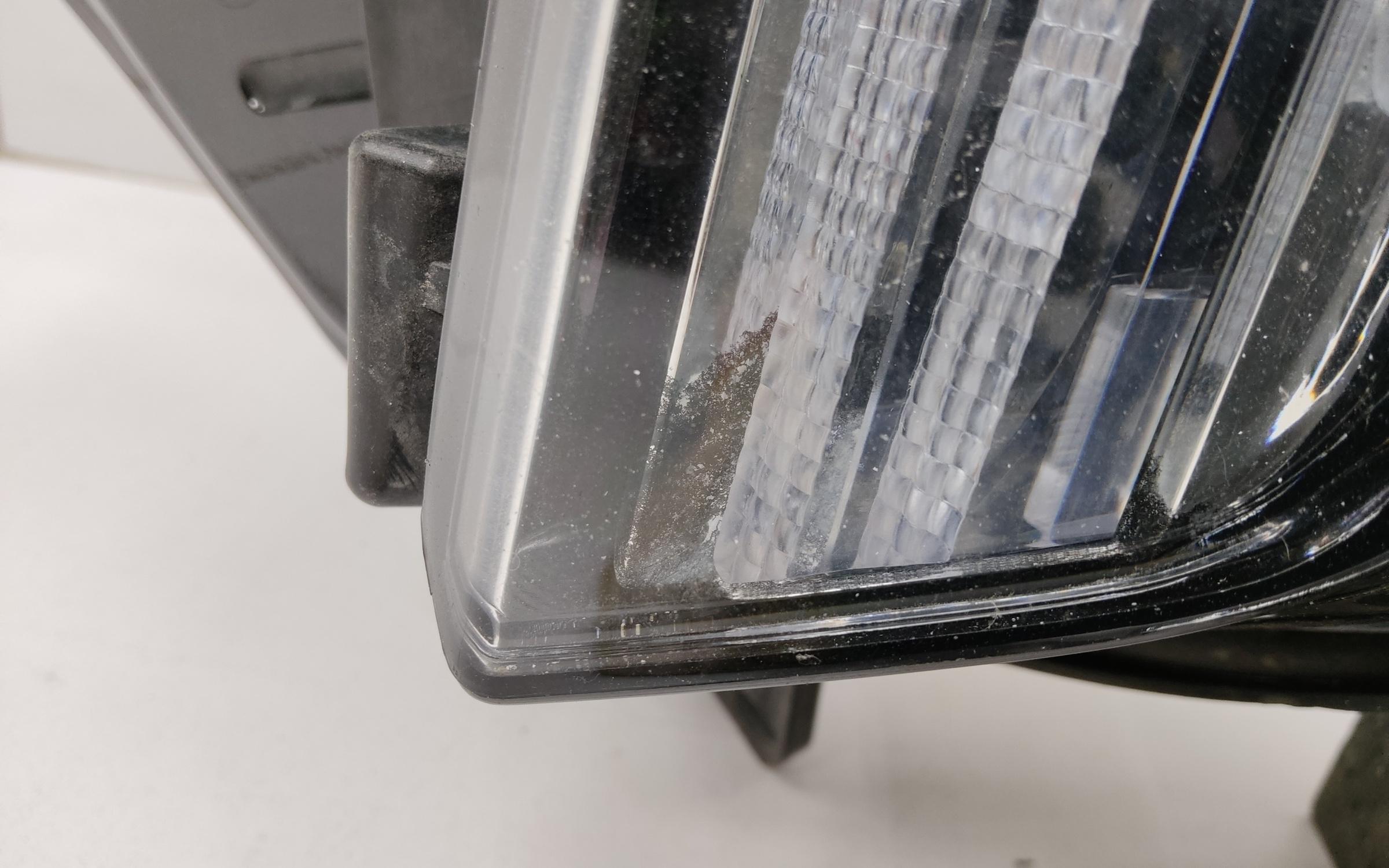 Фара передняя левая Cadillac XT5 2 LED