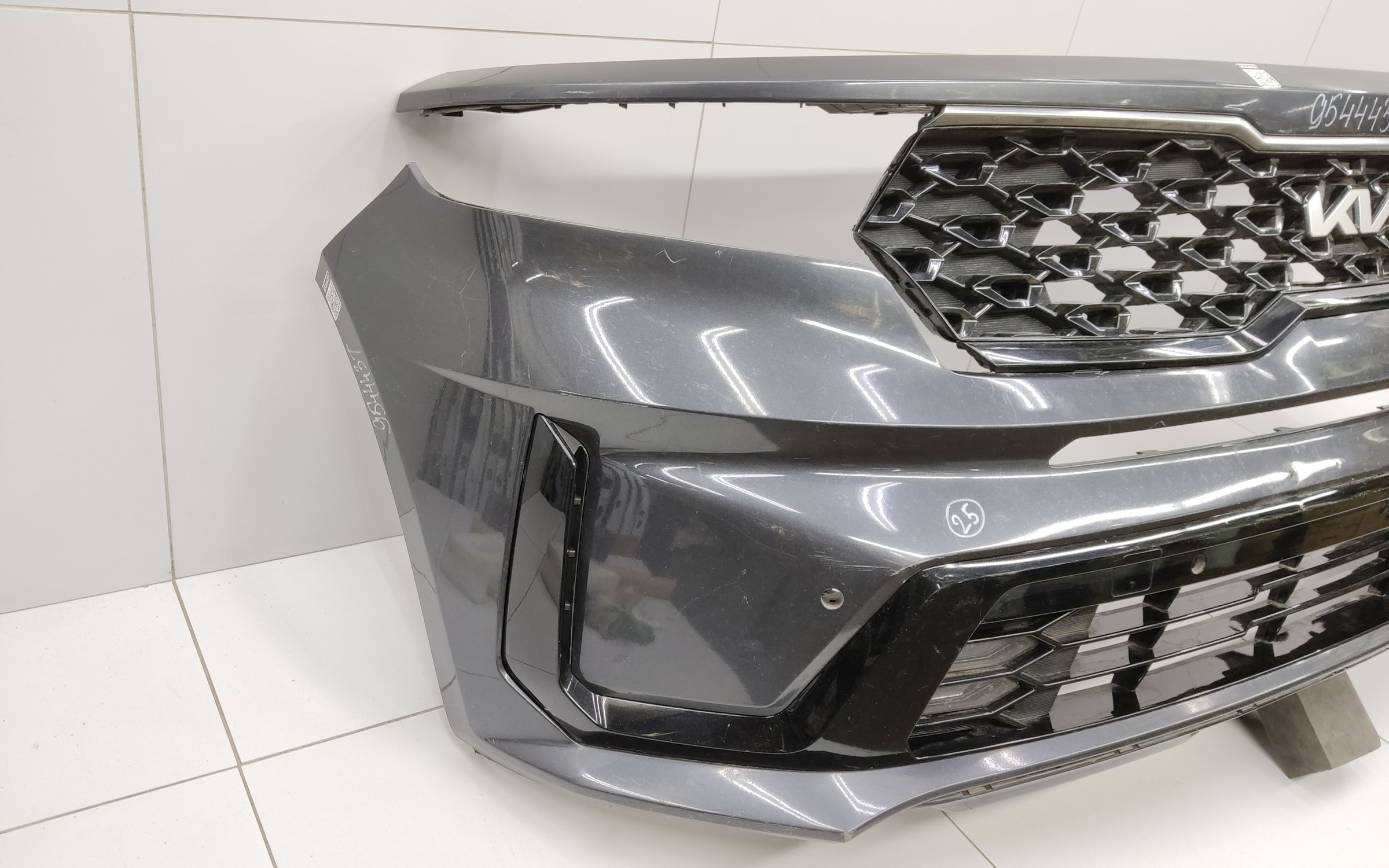 Бампер передний Kia Sorento 4