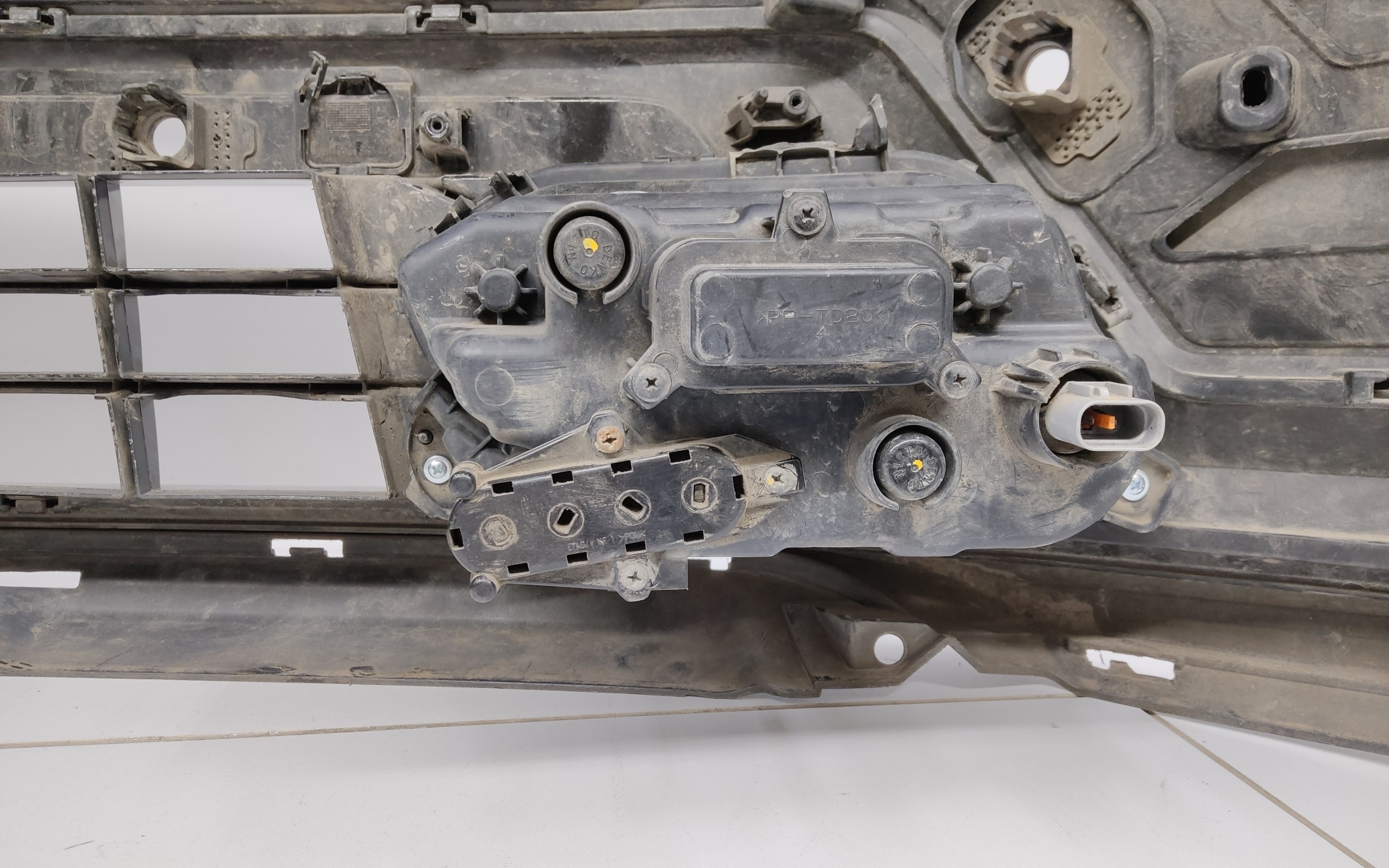 Бампер передний Kia Sorento 4