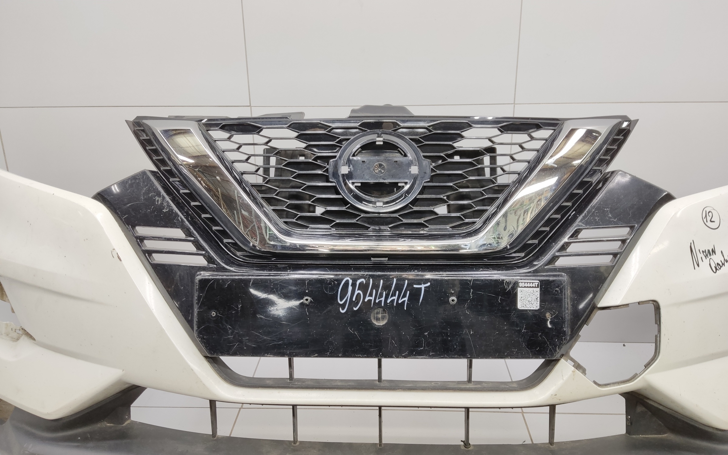 Бампер передний Nissan Qashqai 2 Restail