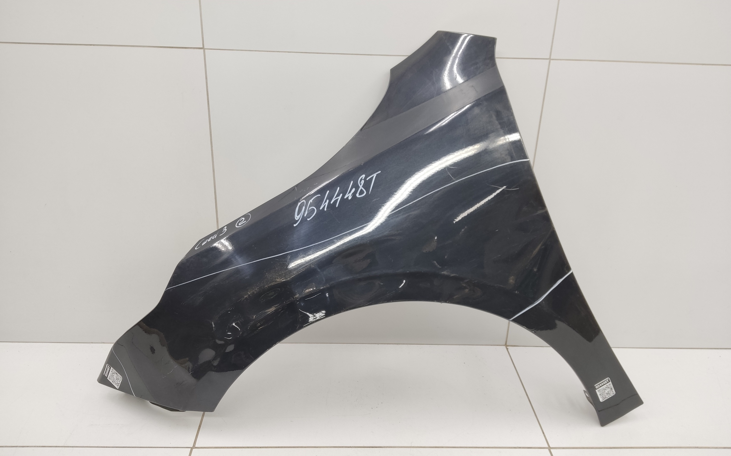 Крыло переднее левое Kia Ceed 3 без повторителя