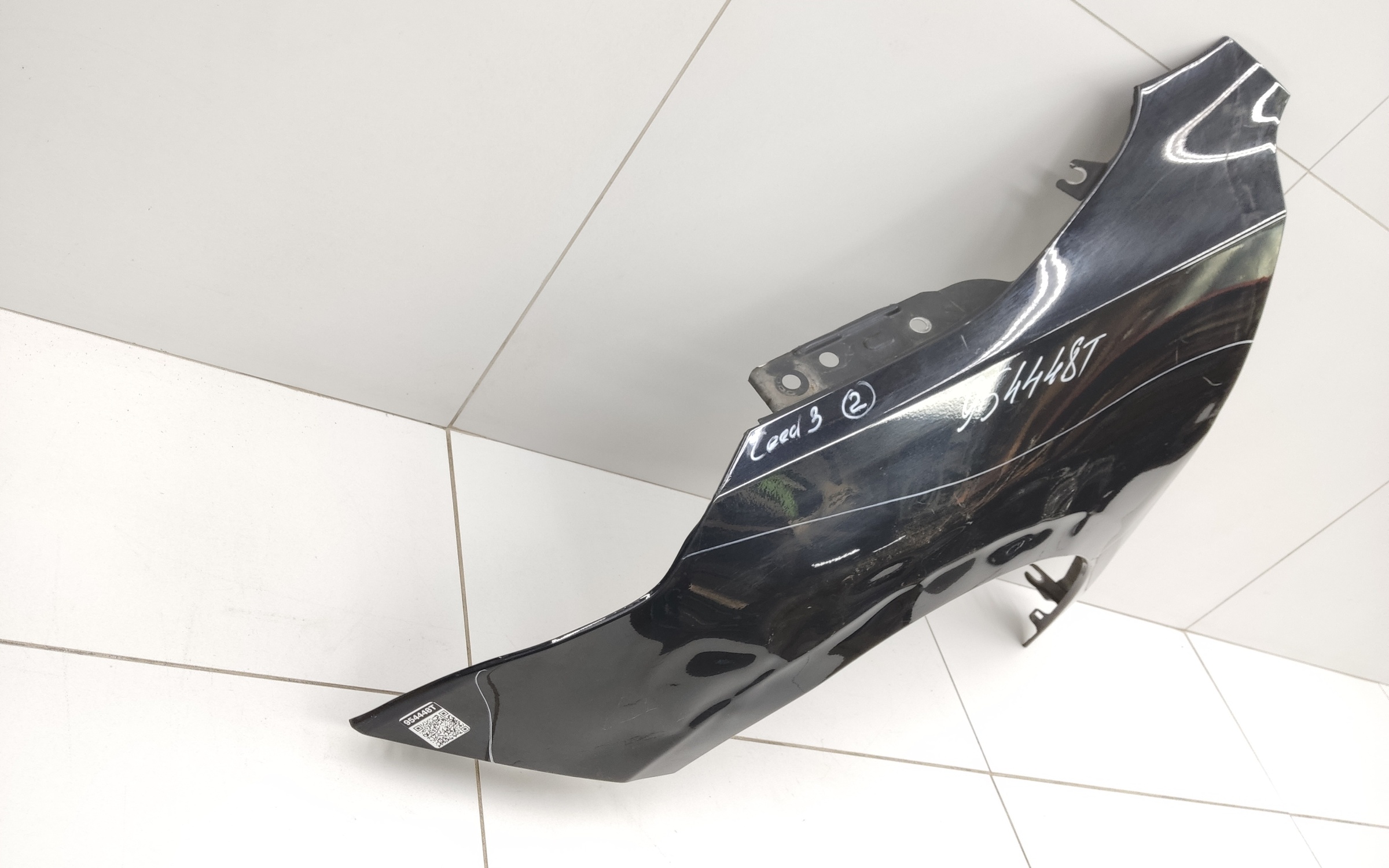 Крыло переднее левое Kia Ceed 3 без повторителя