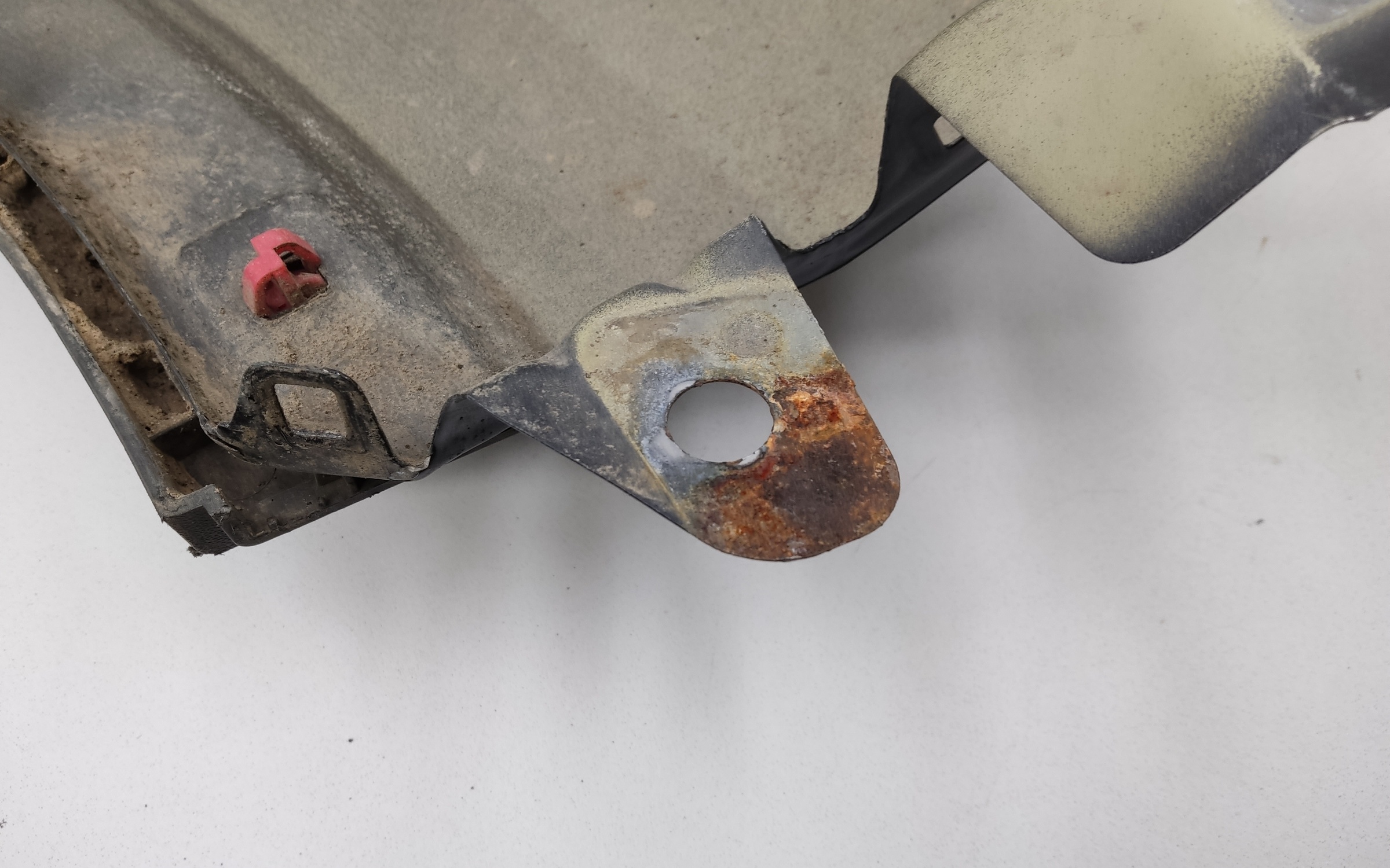 Крыло переднее левое Kia Sorento 4