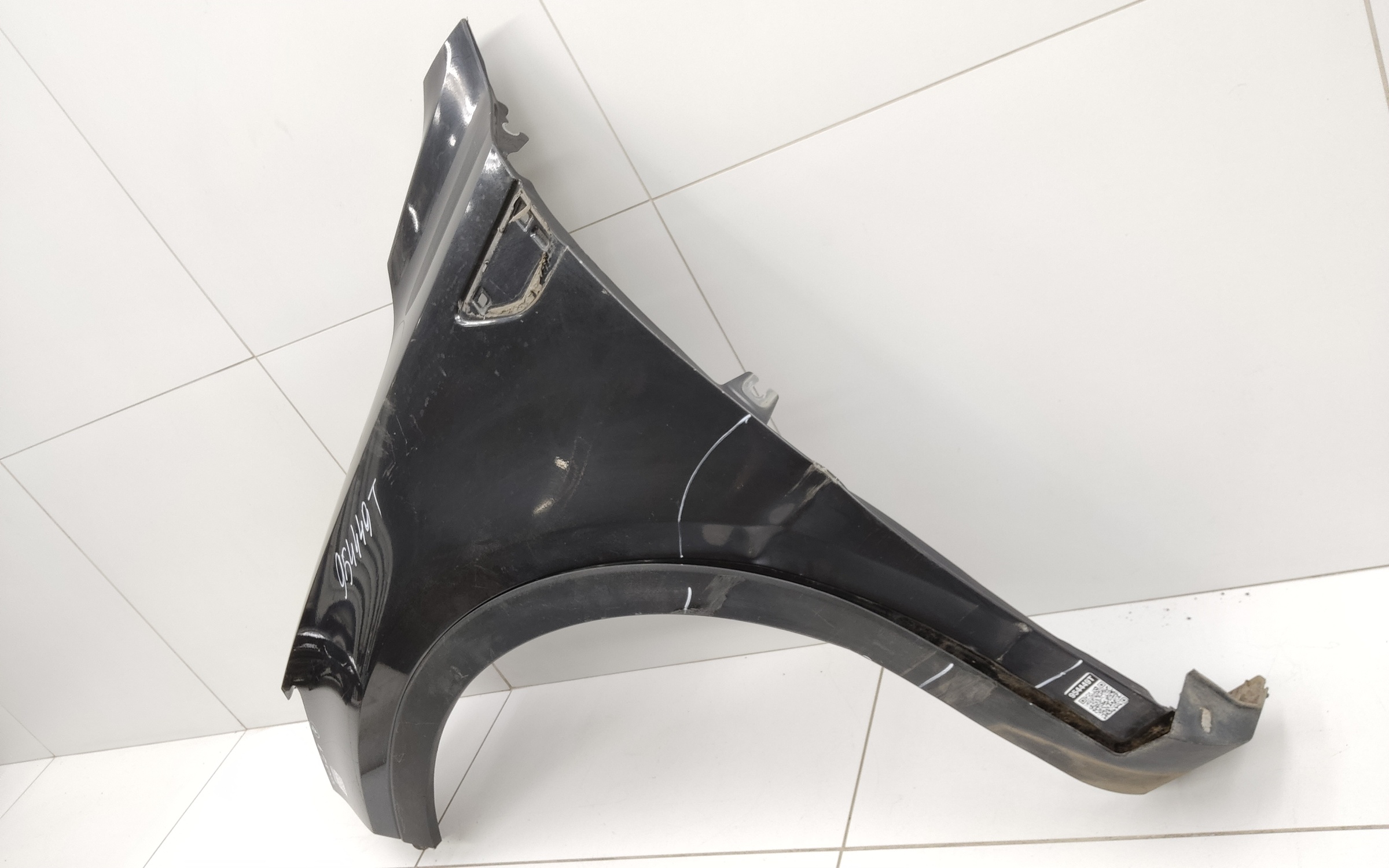 Крыло переднее левое Kia Sorento 4