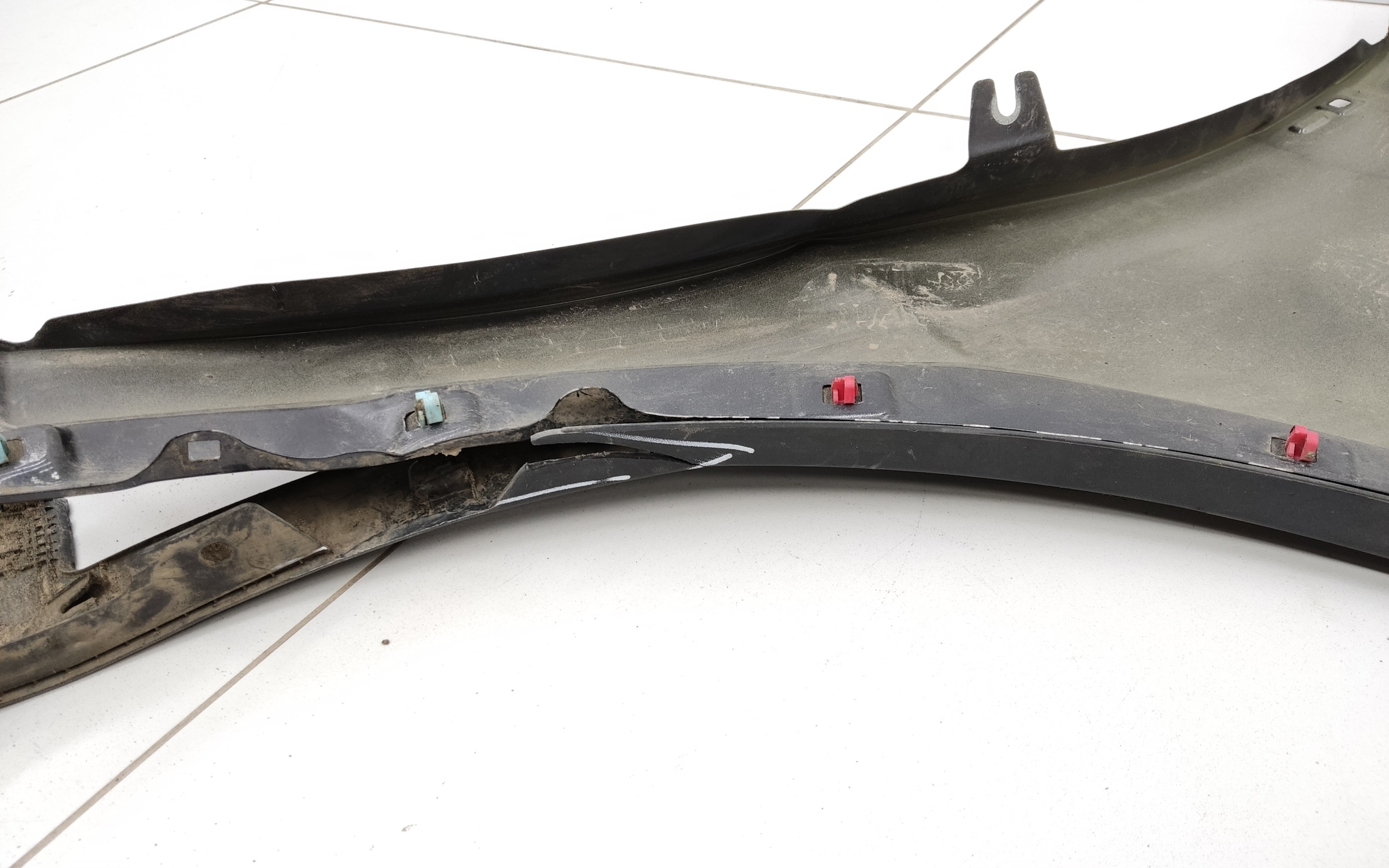 Крыло переднее левое Kia Sorento 4