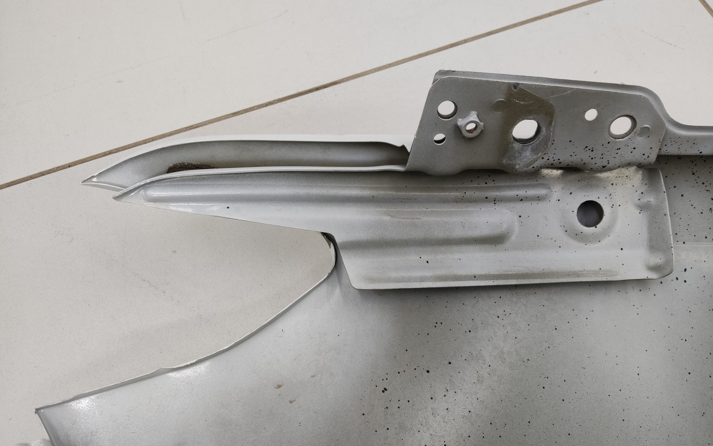 Крыло переднее правое Haval Jolion Restail