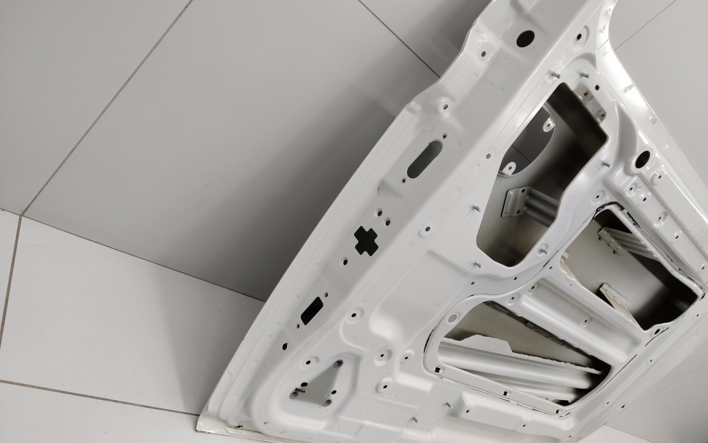 Дверь задняя правая сдвижная Hyundai Staria