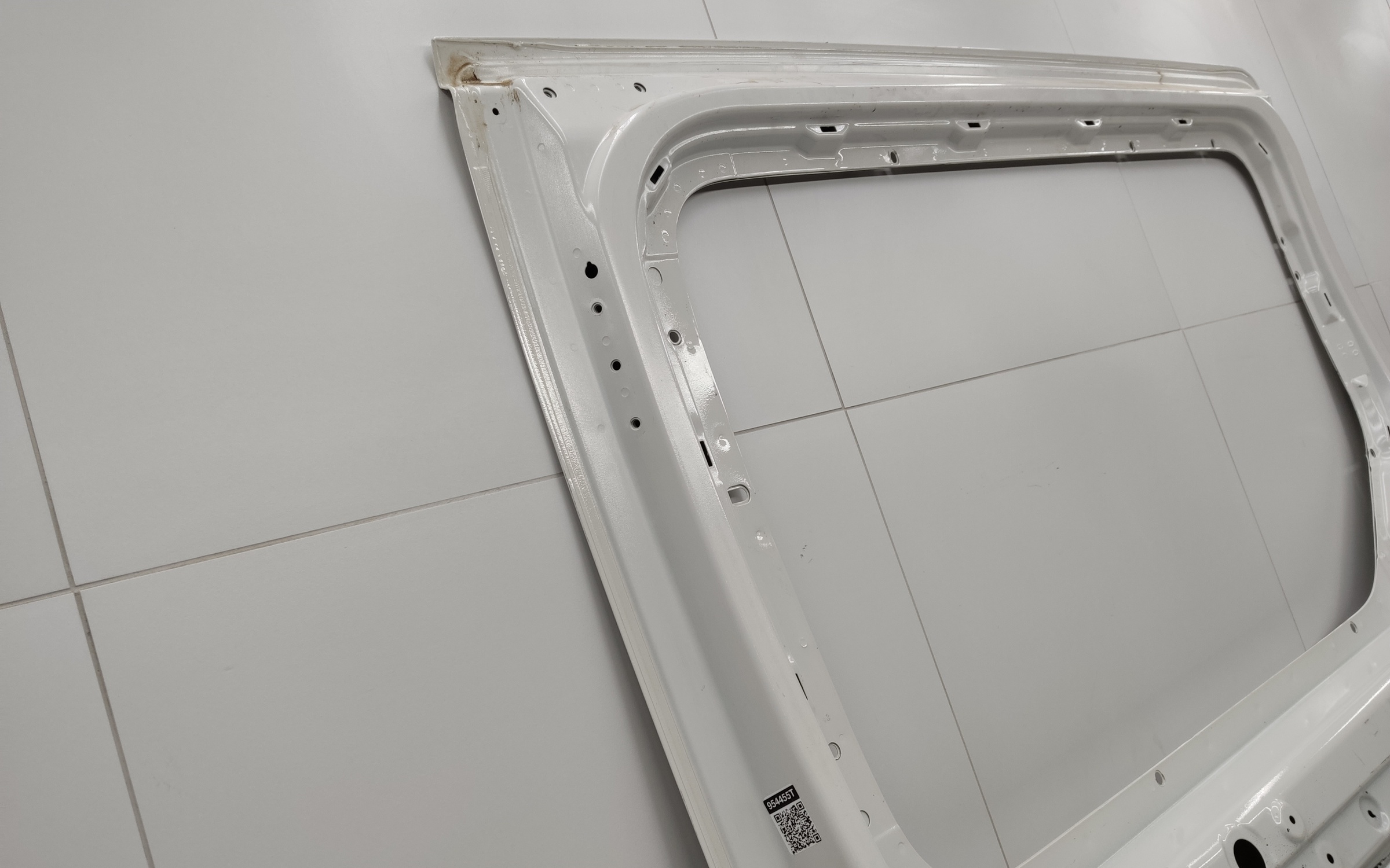 Дверь задняя правая сдвижная Hyundai Staria