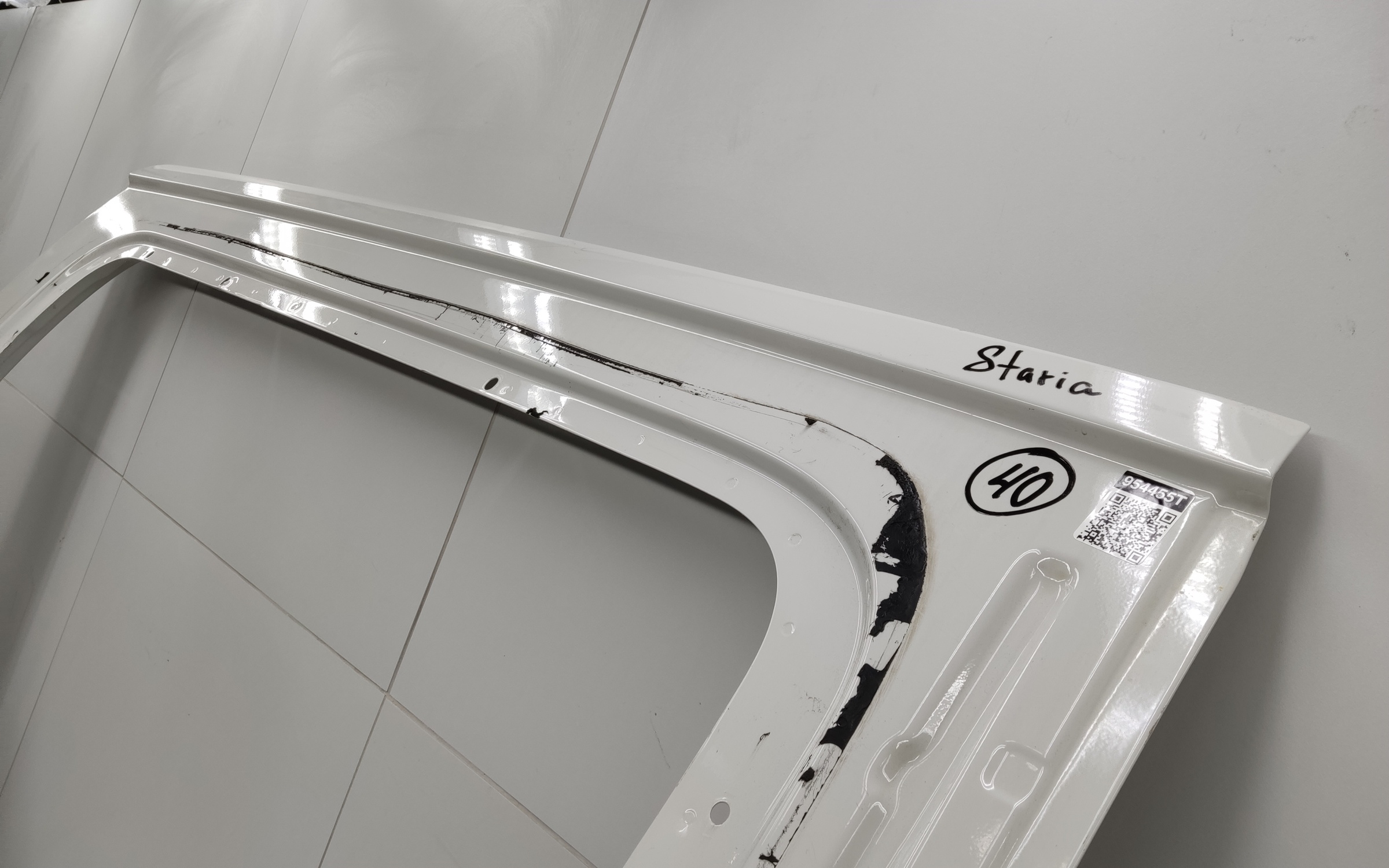 Дверь задняя правая сдвижная Hyundai Staria