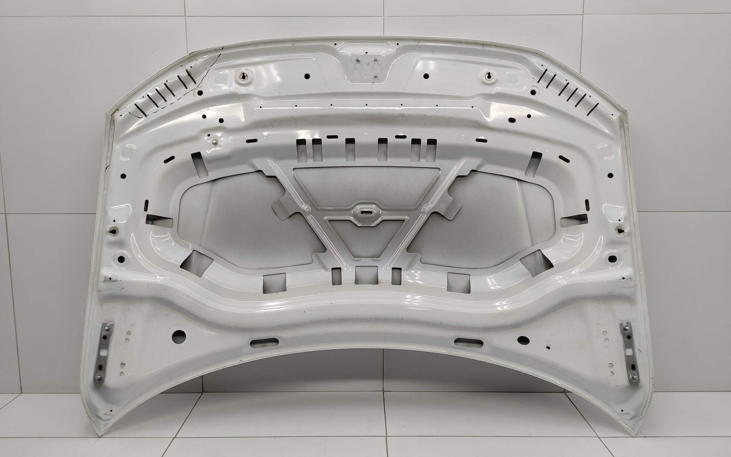 Капот Volkswagen Tiguan 2