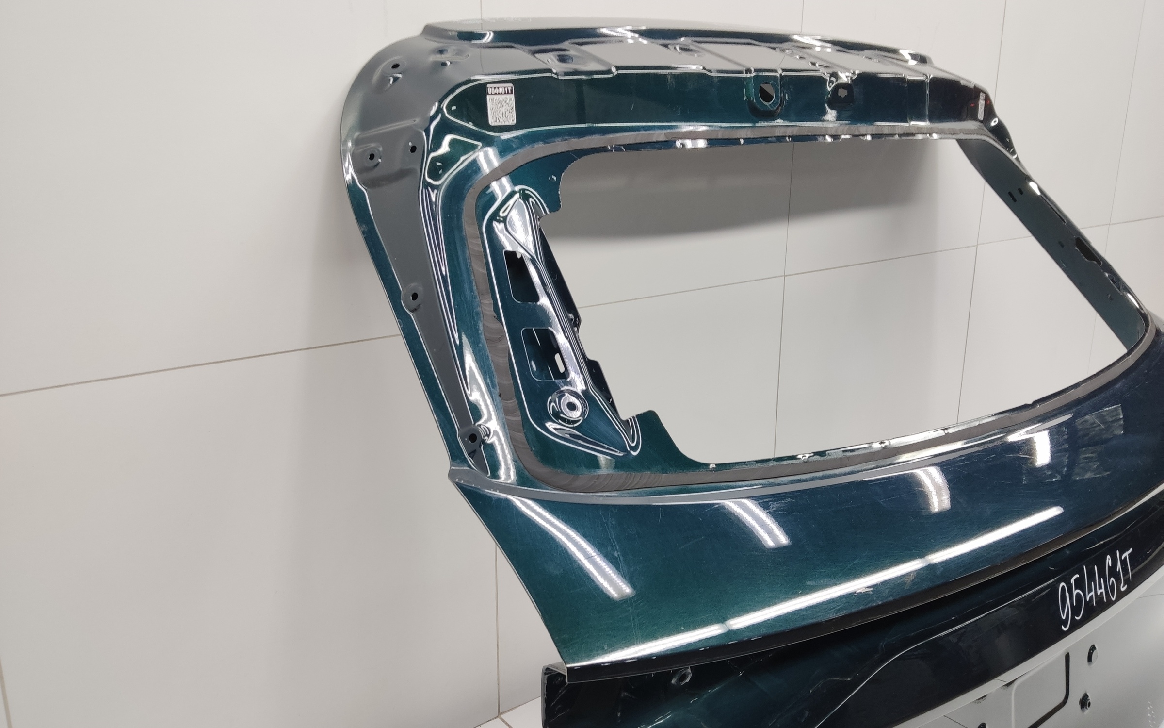 Крышка багажника Chery Tiggo 9