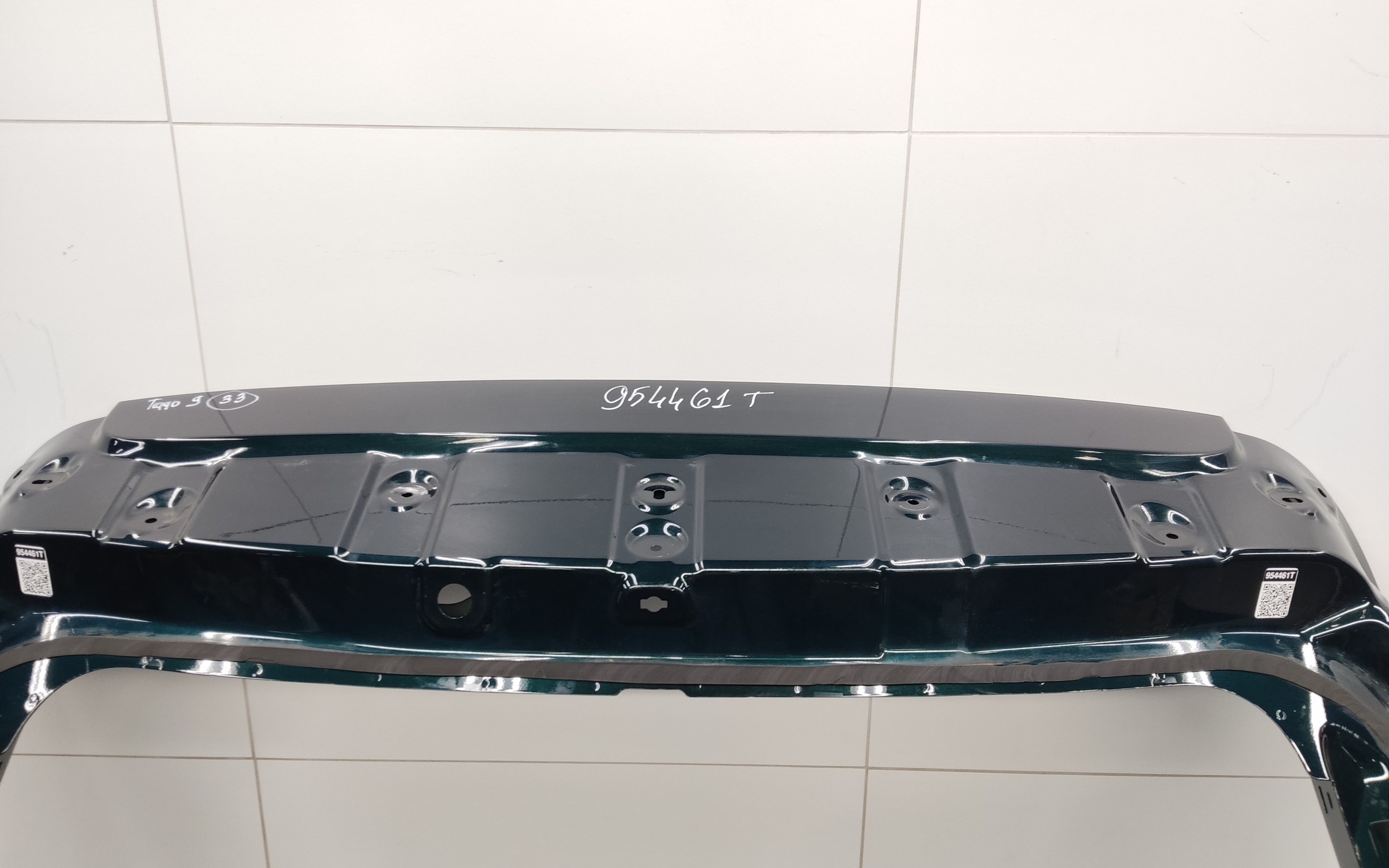 Крышка багажника Chery Tiggo 9