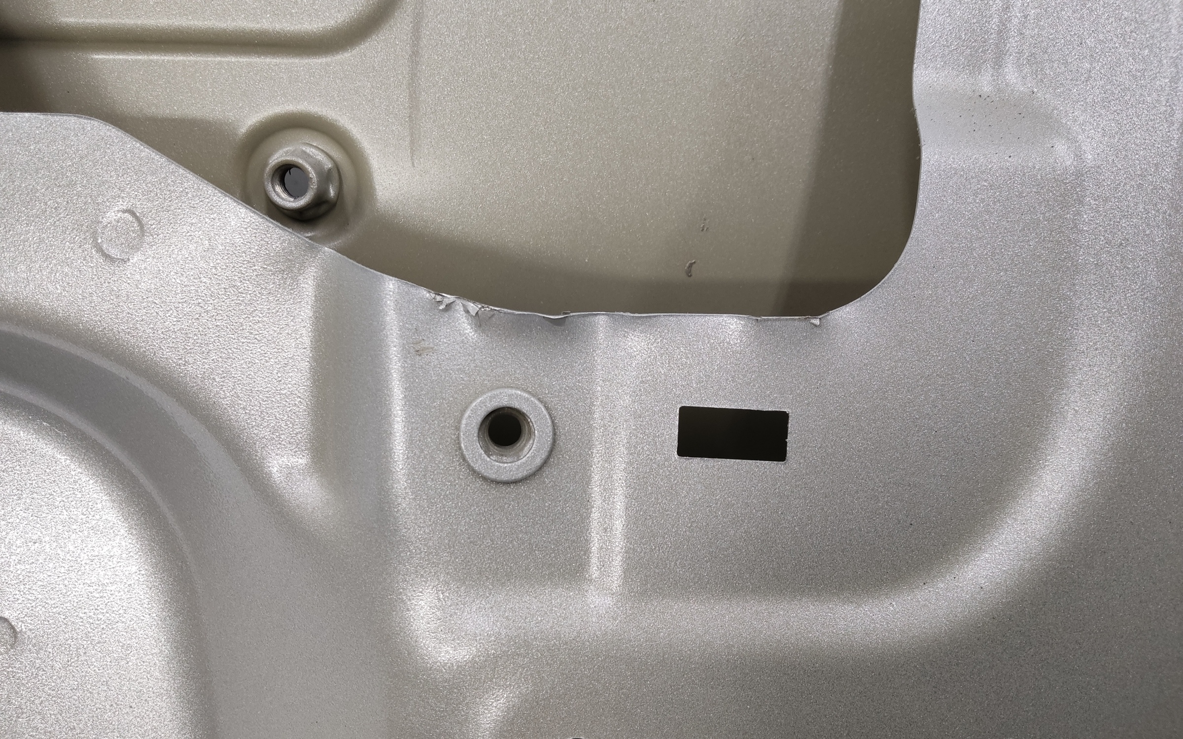 Крышка багажника Geely Atlas 2