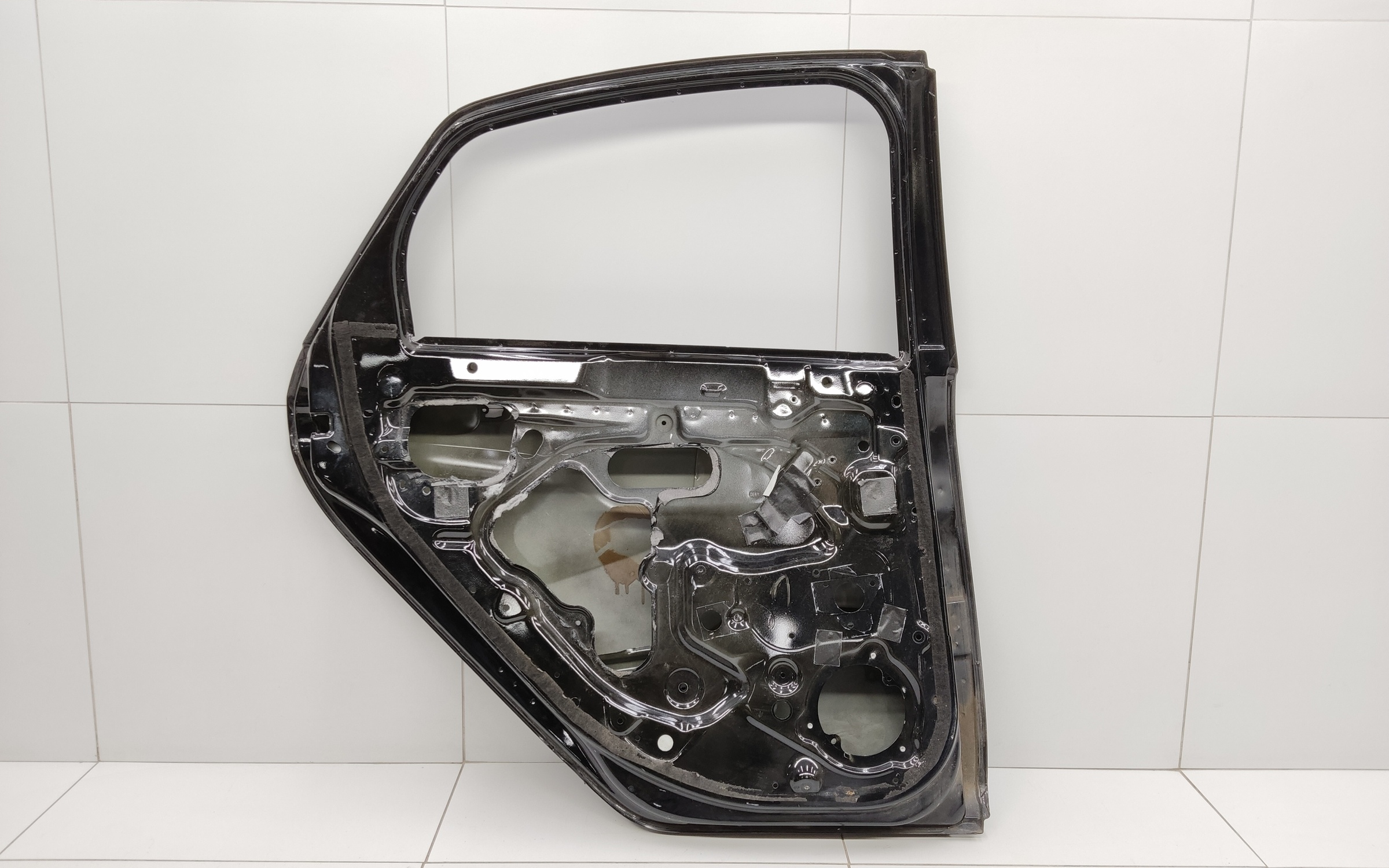 Дверь задняя левая Lada Vesta Sedan Cross