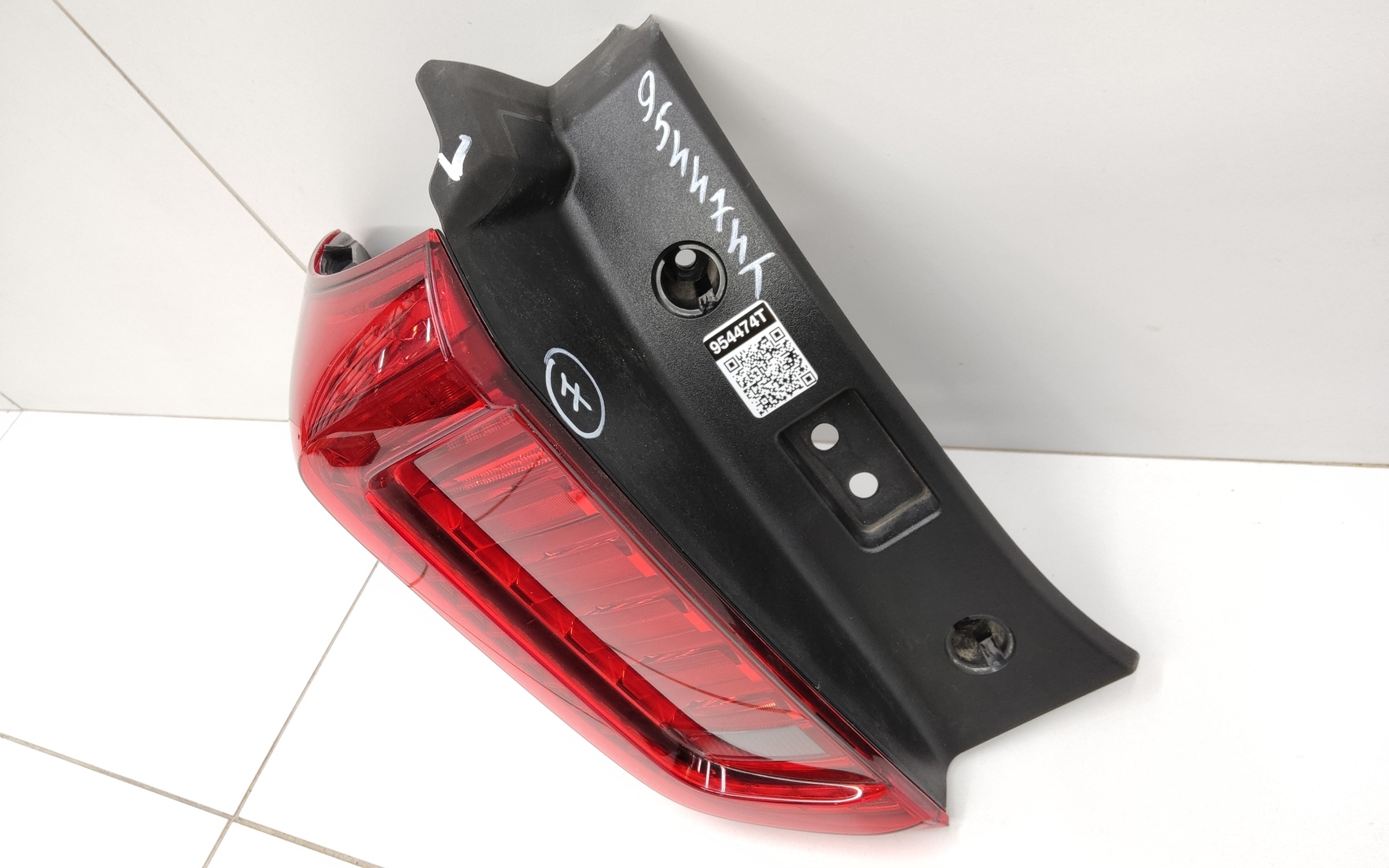 Фонарь задний левый наружный Haval Jolion LED