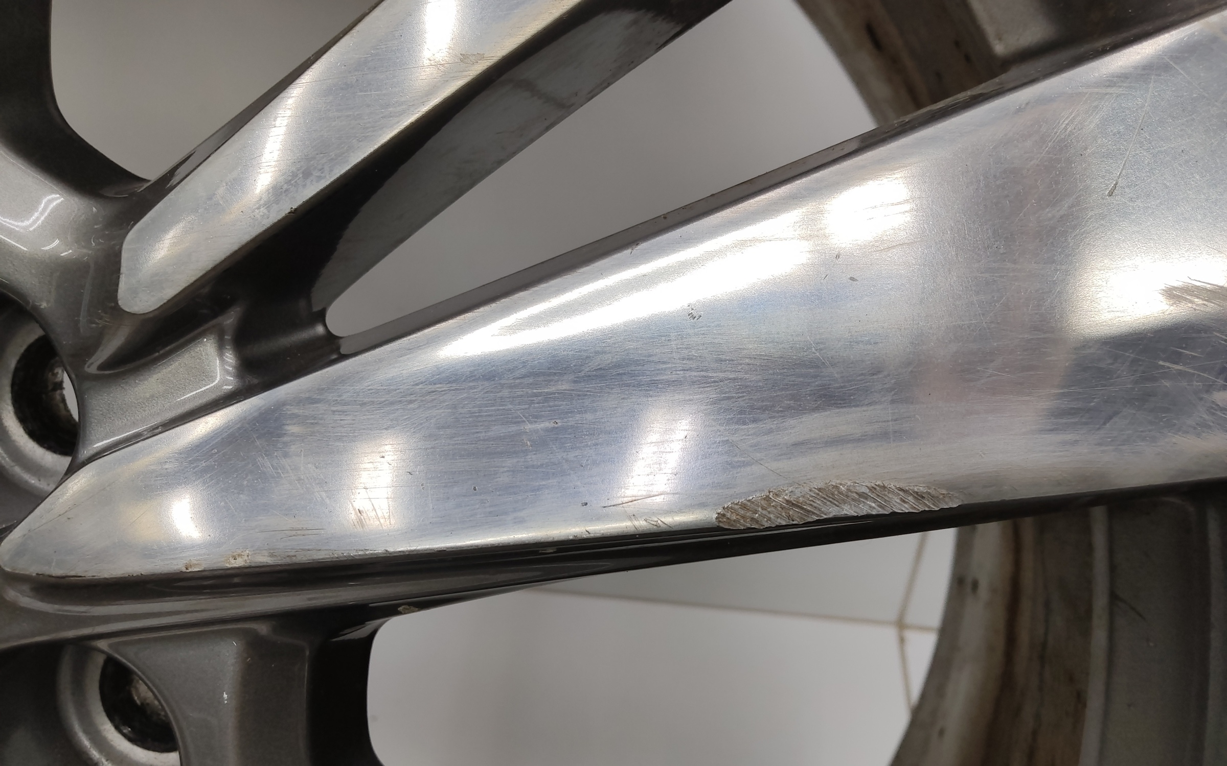 Диск колеса литой Cadillac XT5 R20