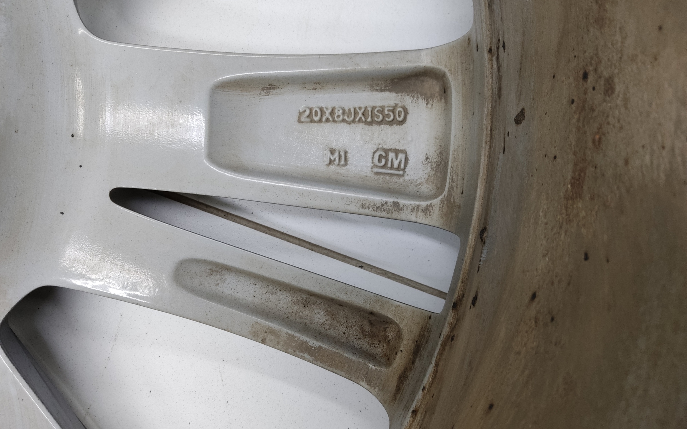 Диск колеса литой Cadillac XT5 R20