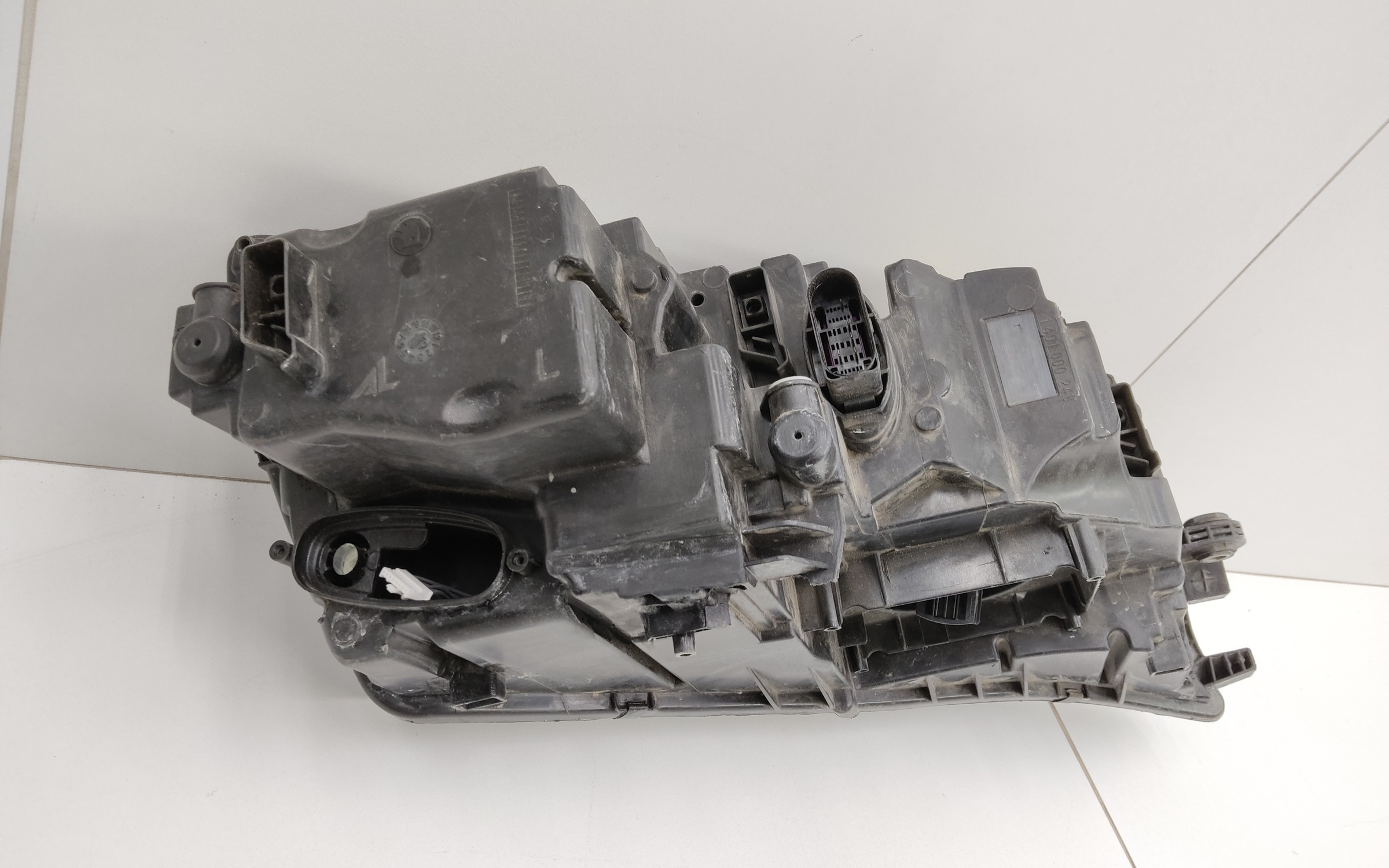 Фара передняя левая Skoda Octavia A7 Restail LED