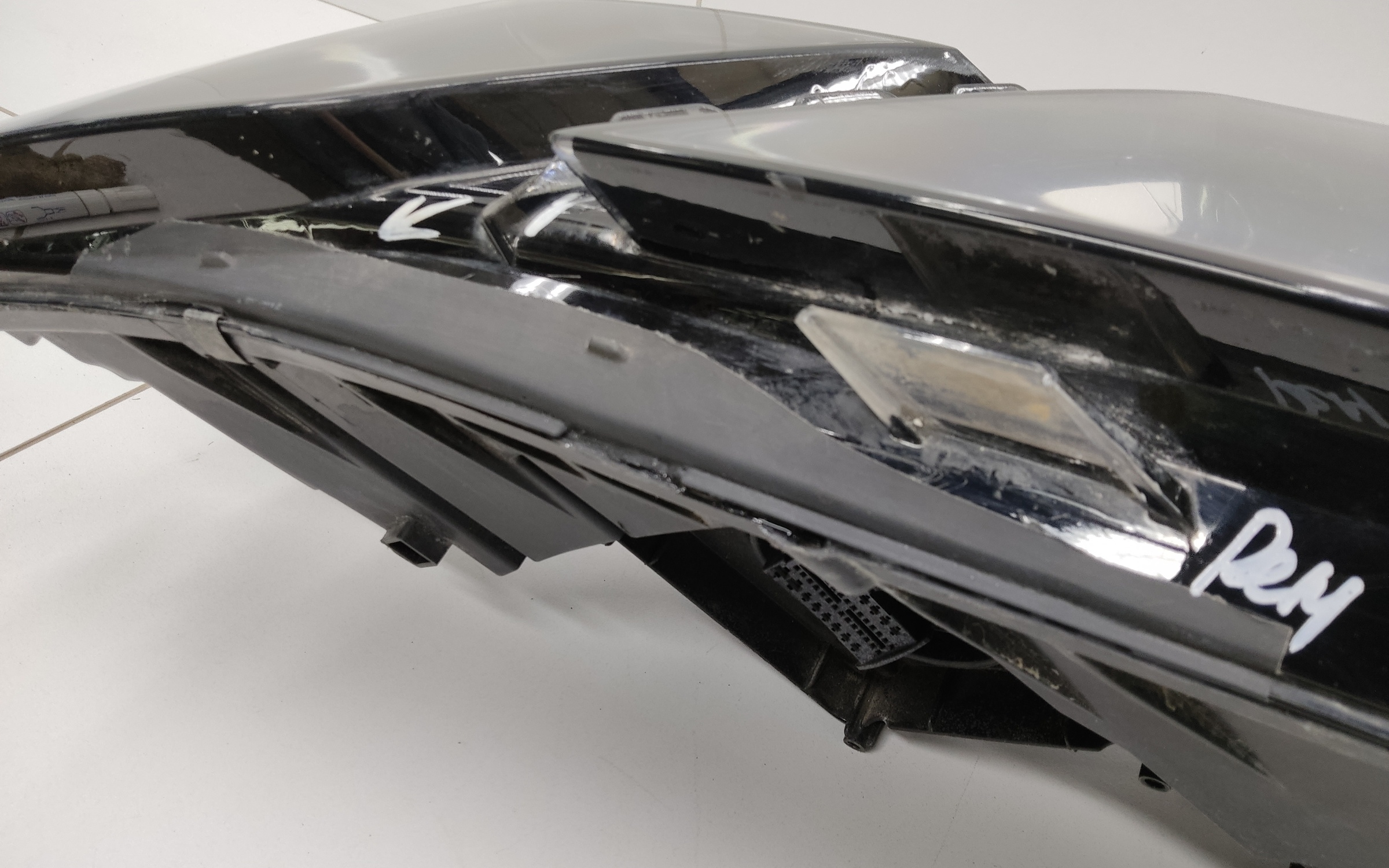 Фара передняя левая Skoda Octavia A7 Restail LED