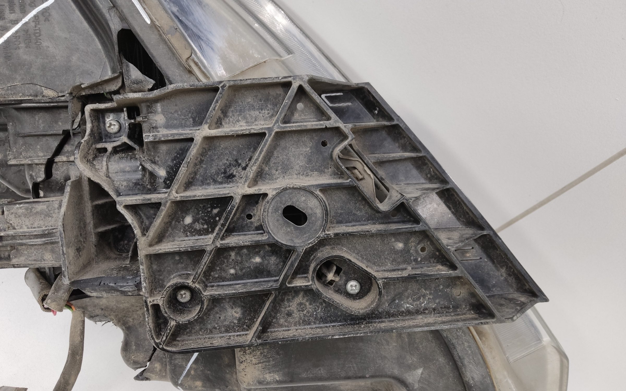 Фара передняя правая Nissan Qashqai 2 Restail LED