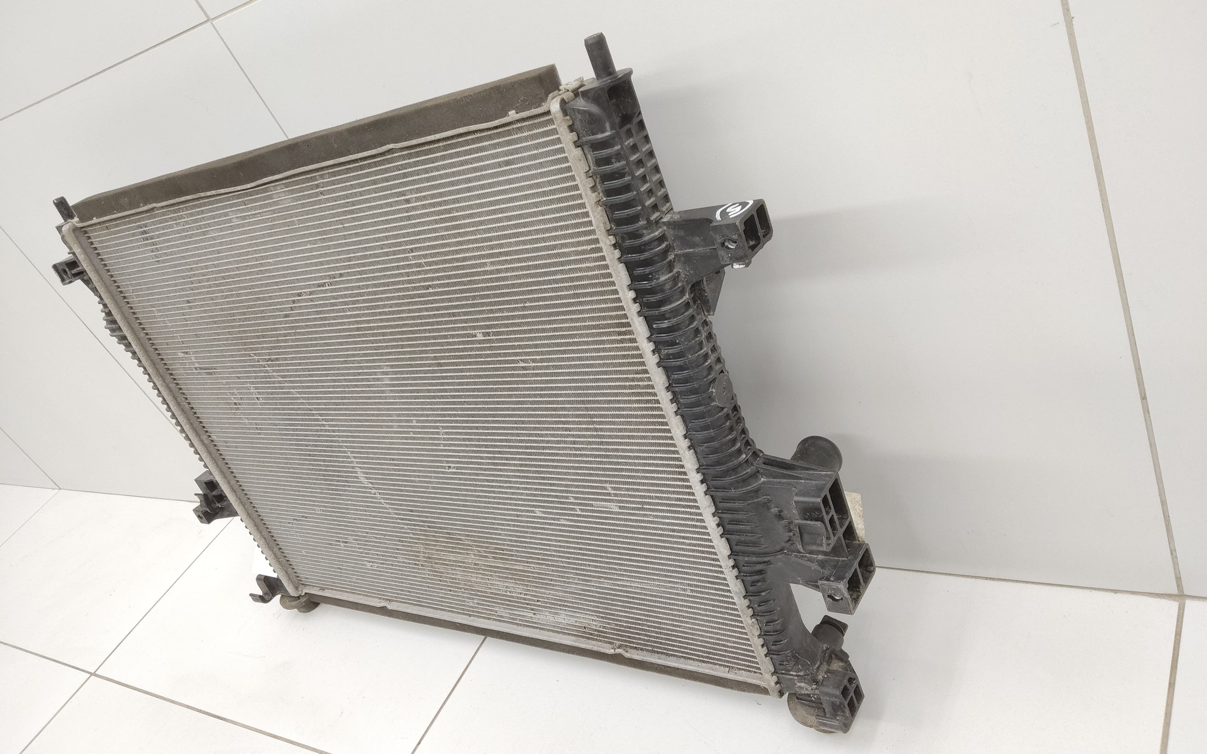 Радиатор охлаждения двигателя  Exeed VX