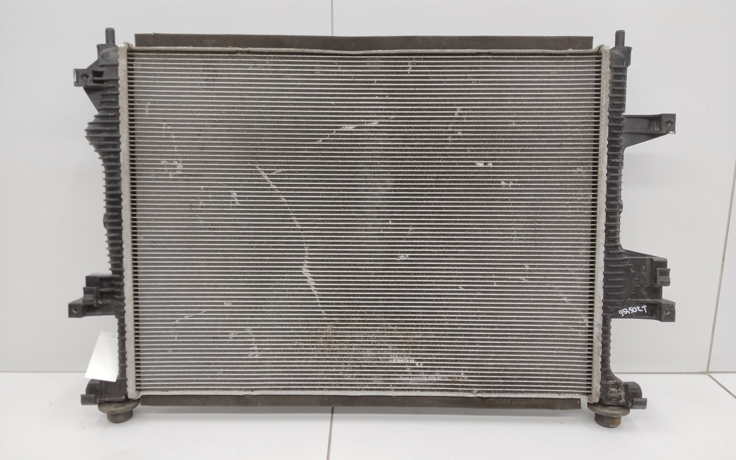 Радиатор охлаждения двигателя  Exeed VX